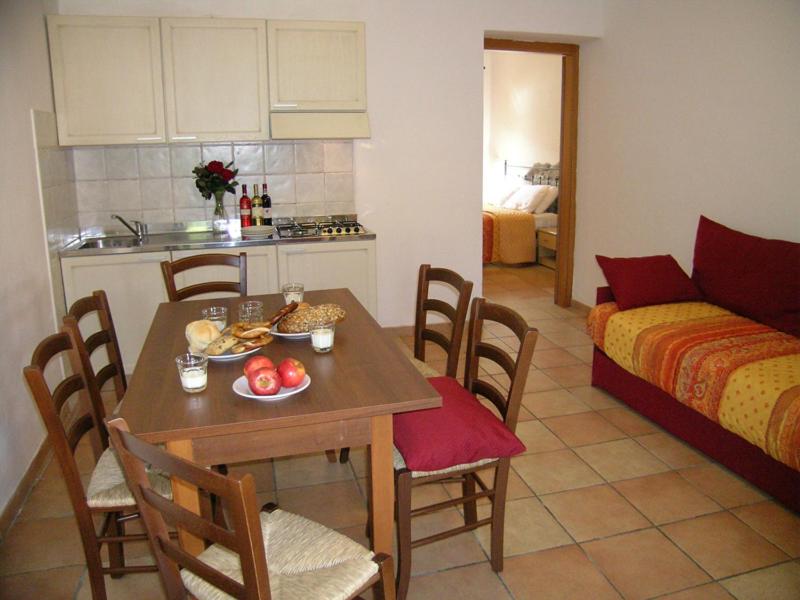 One-Bedroom Apartment (2 Adults) - Annex - Photo 3
