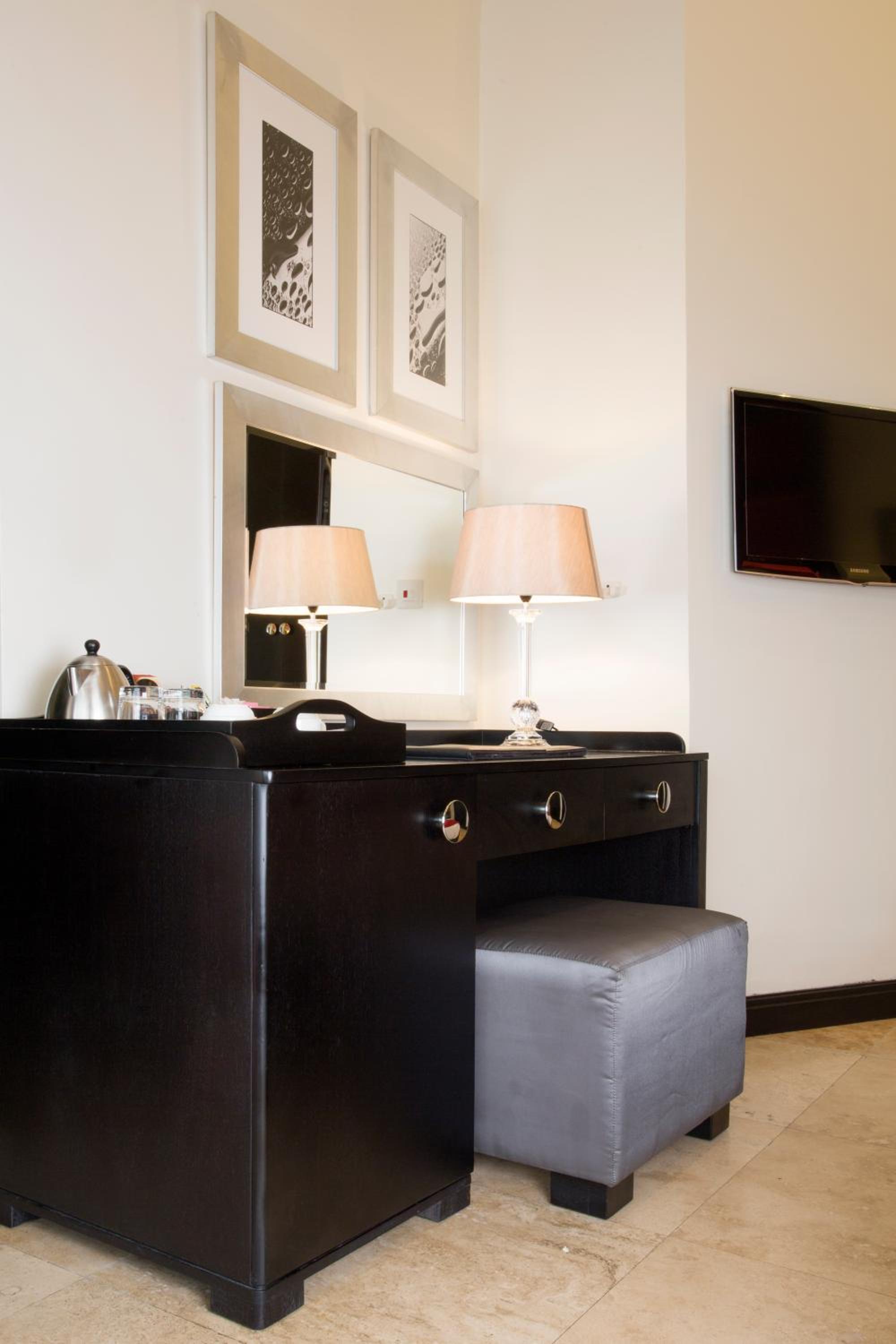 Executive Suite photo 3