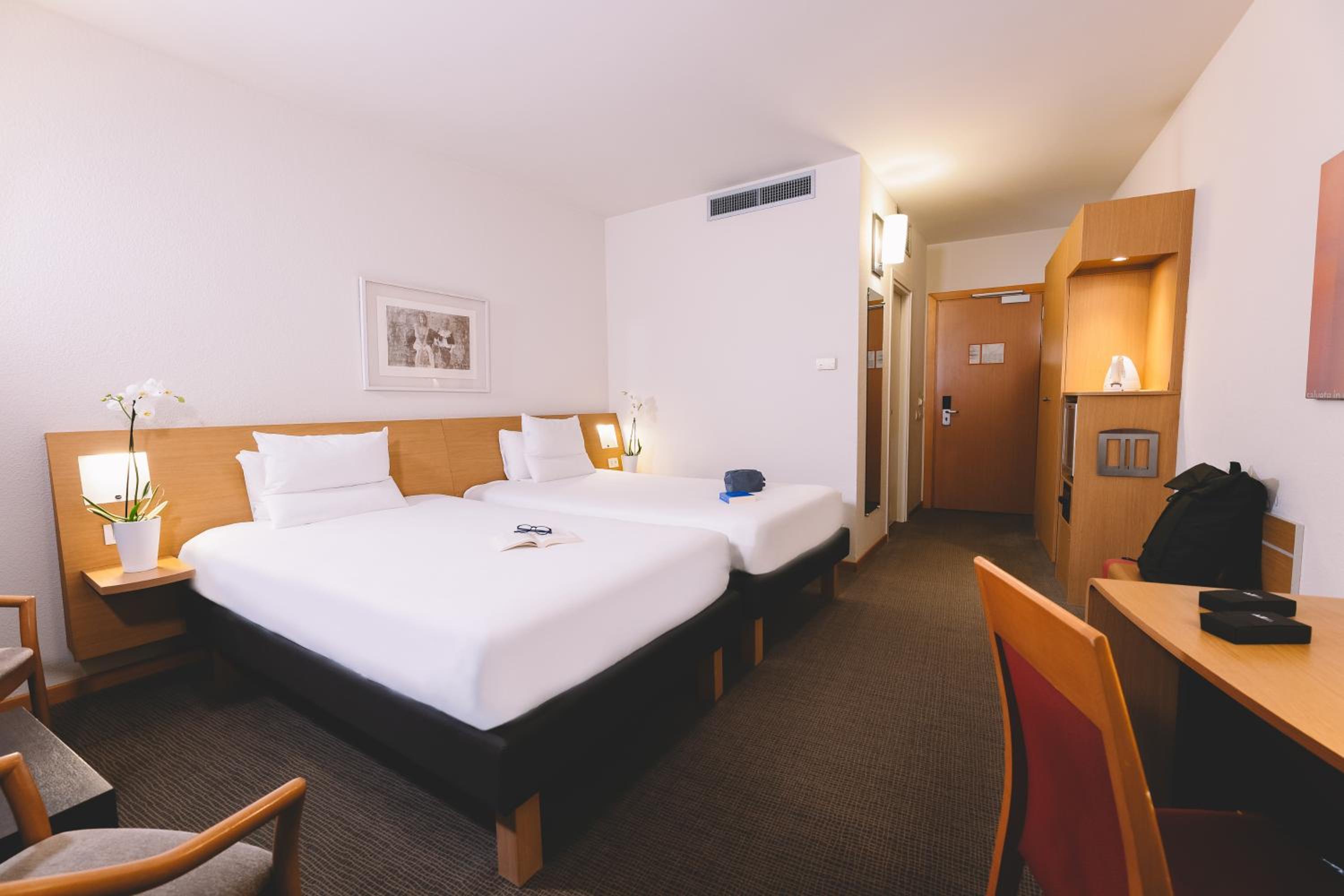 Superior Twin Room - Photo 2