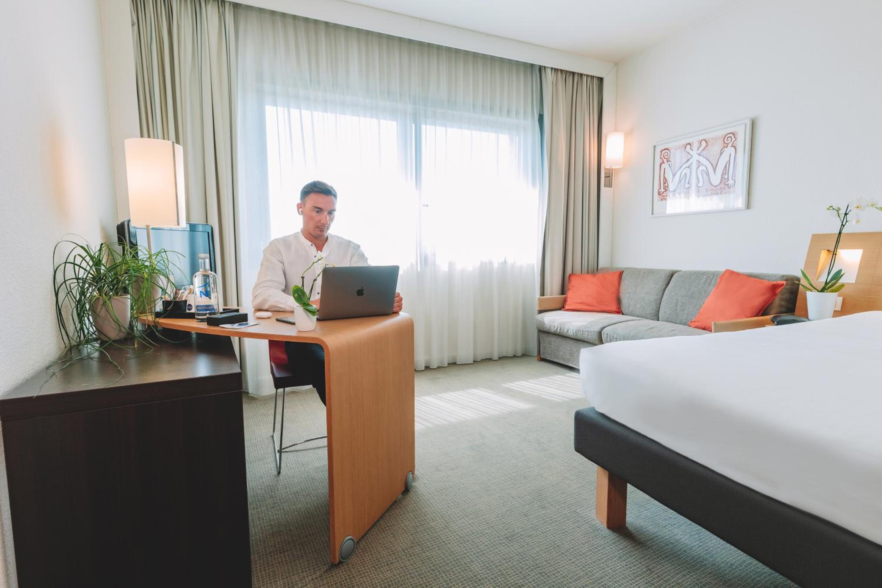 Superior Double Room with Sofa - Photo 6