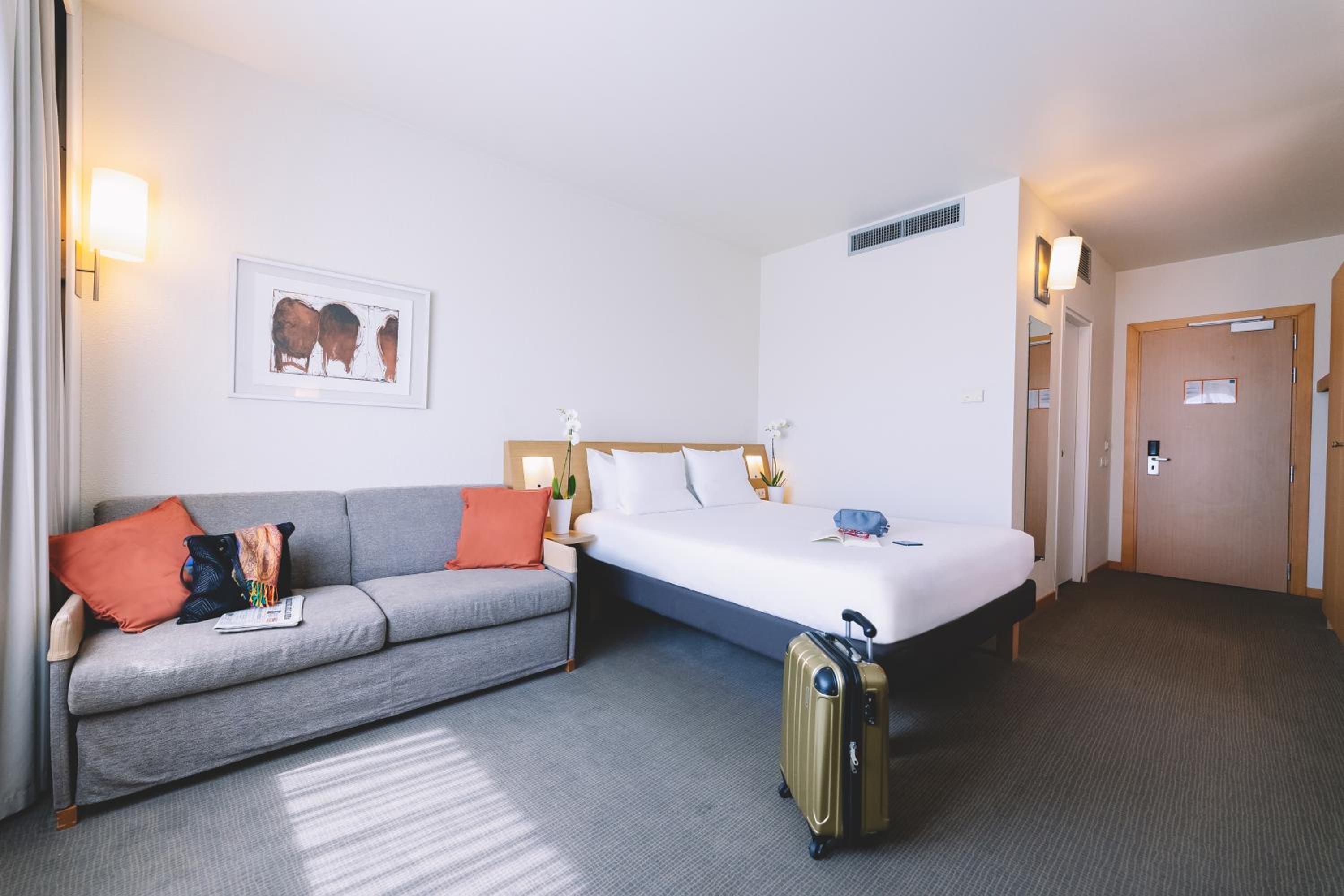 Superior Double Room with Sofa - Photo 5