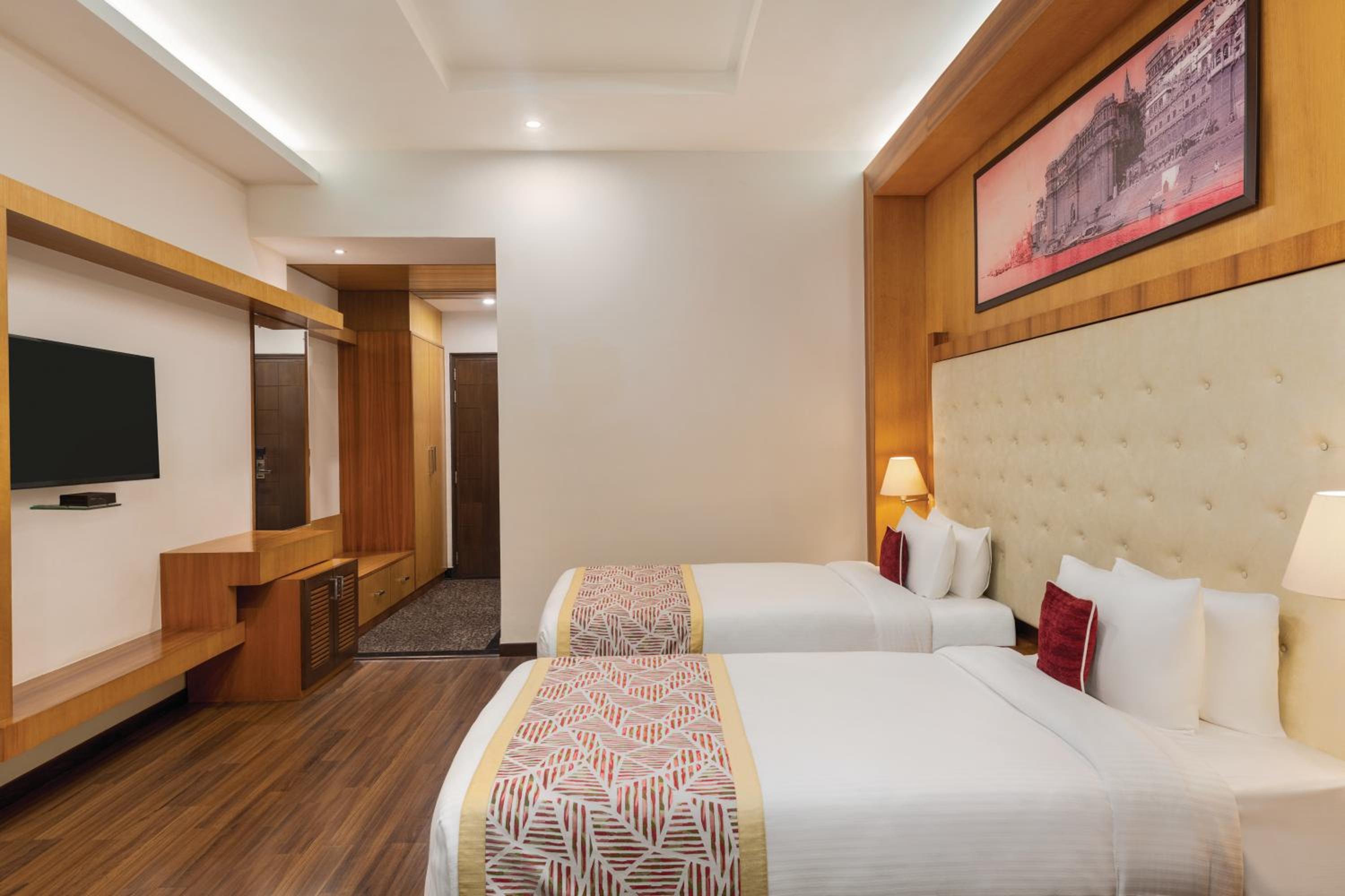 2 Twin Beds Premium Room, Non-Smoking - Photo 1