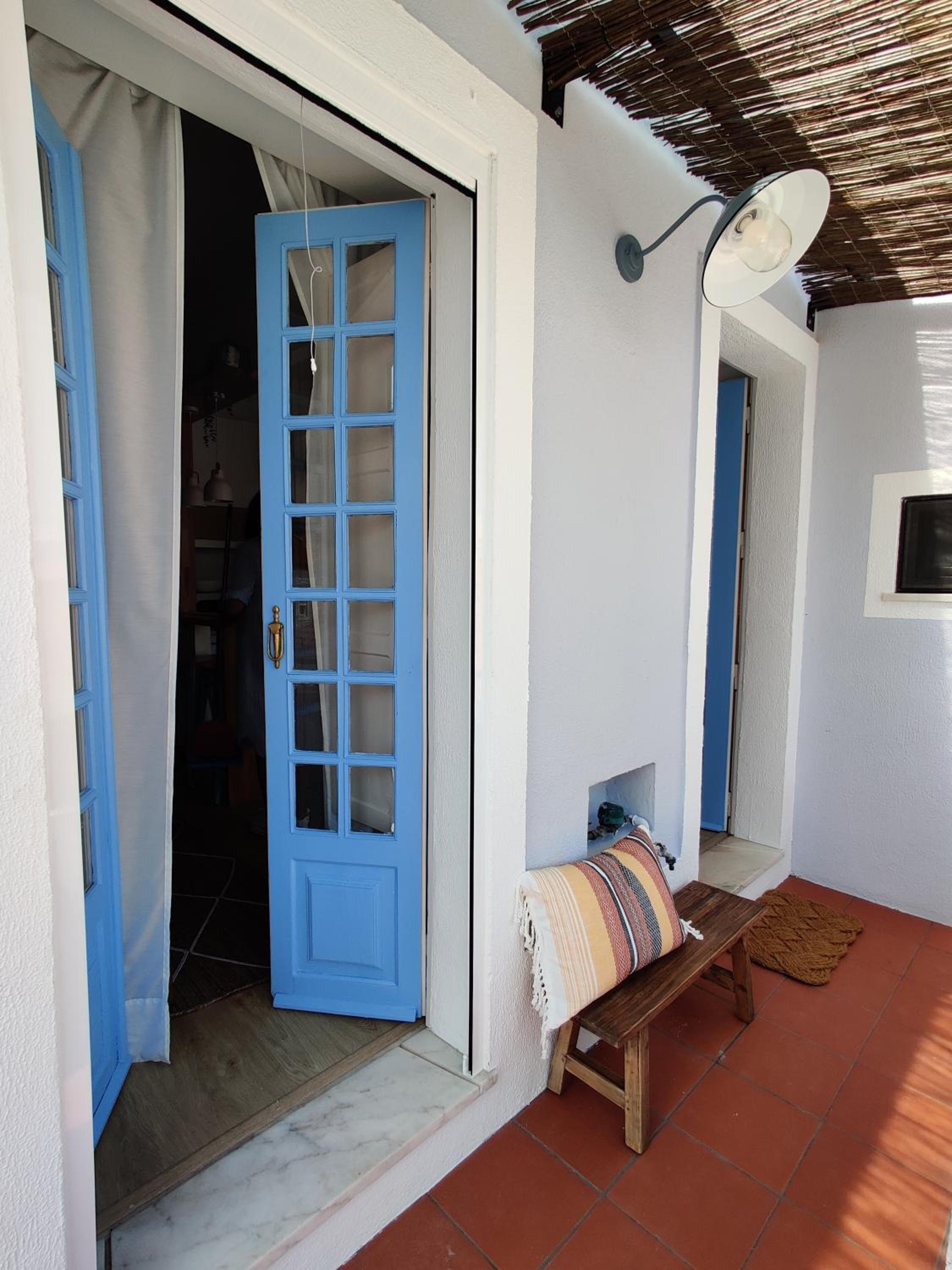 Two-Bedroom House photo 2