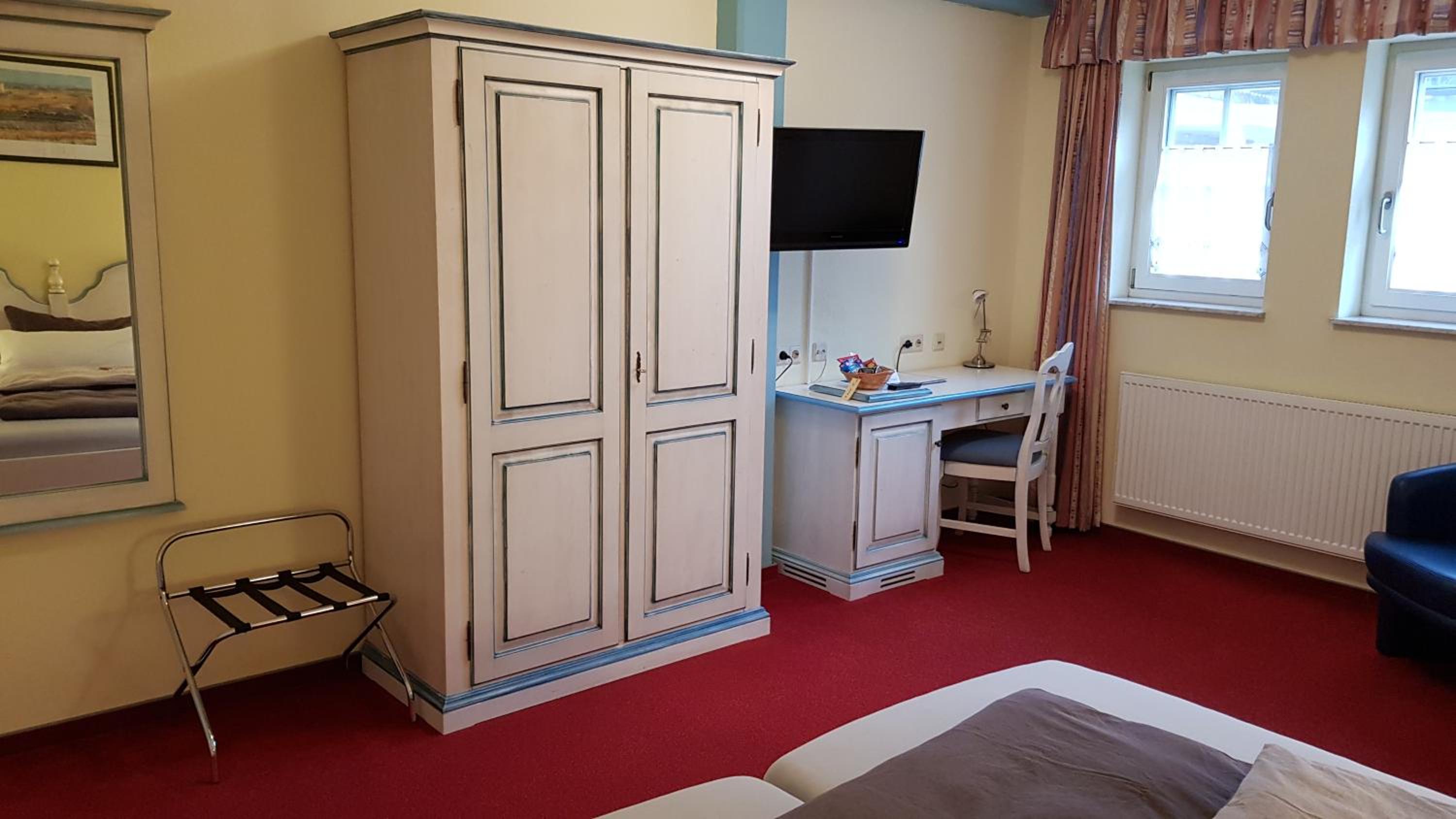 Double Room - Photo 5