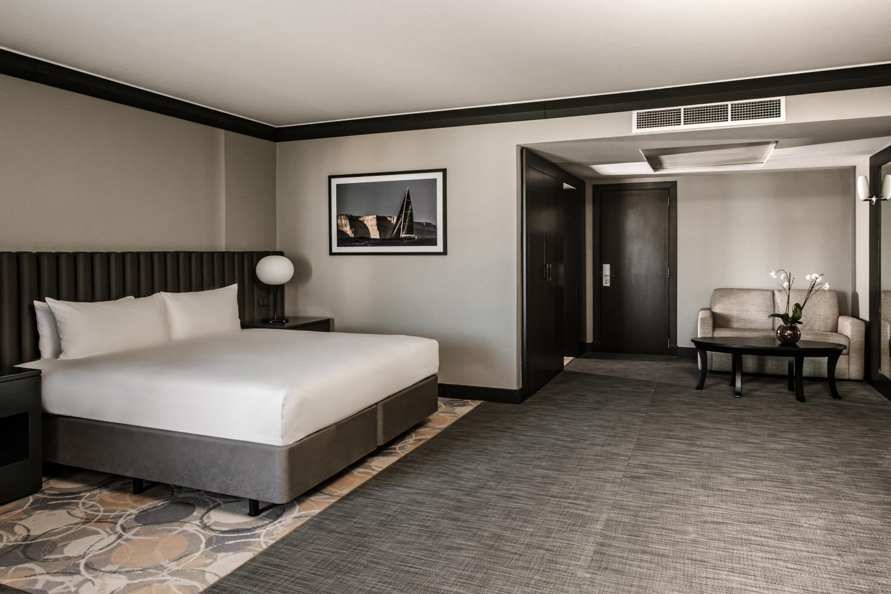 Premium King Zimmer mit Stadtblick