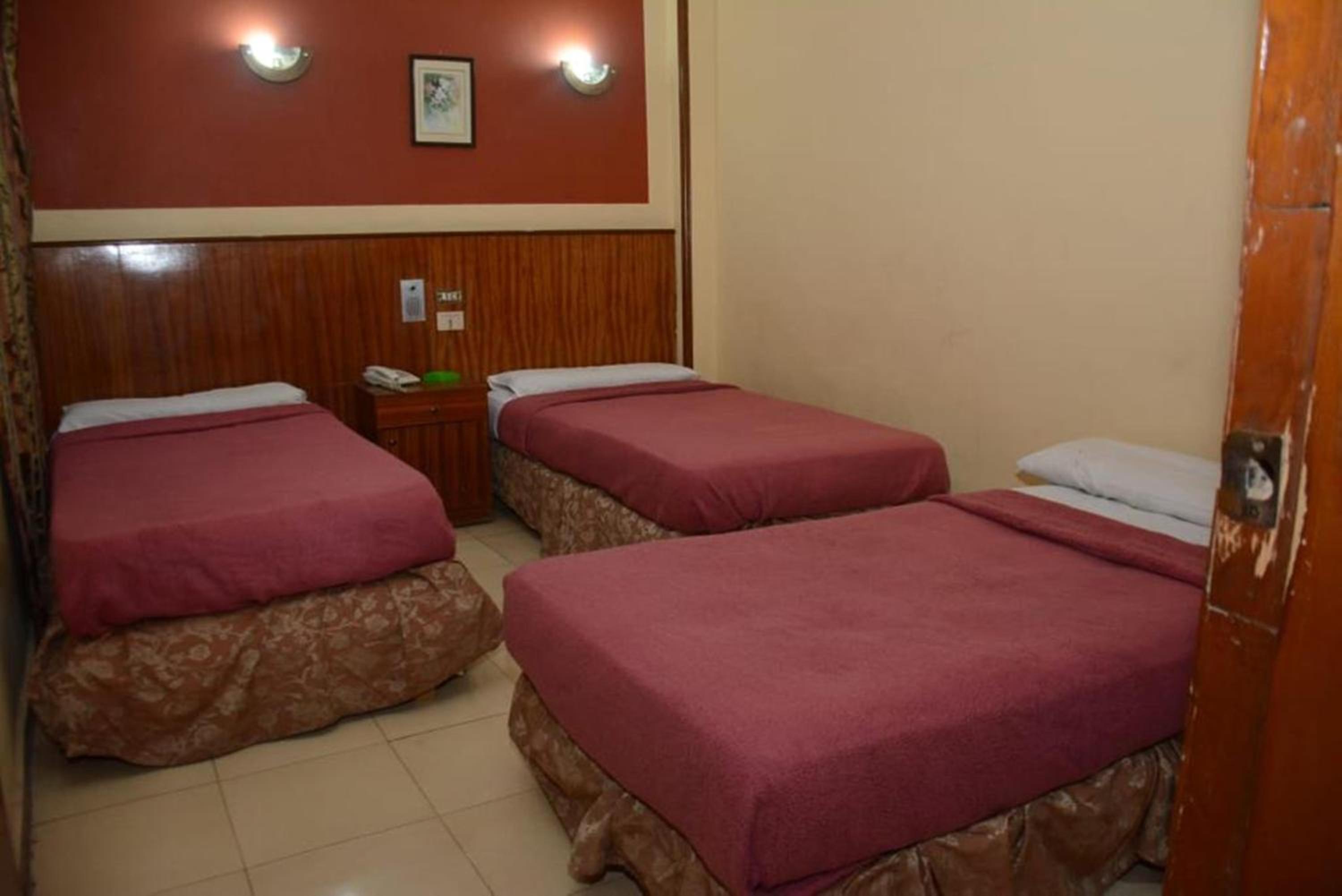 Budget Triple Room - Photo 1