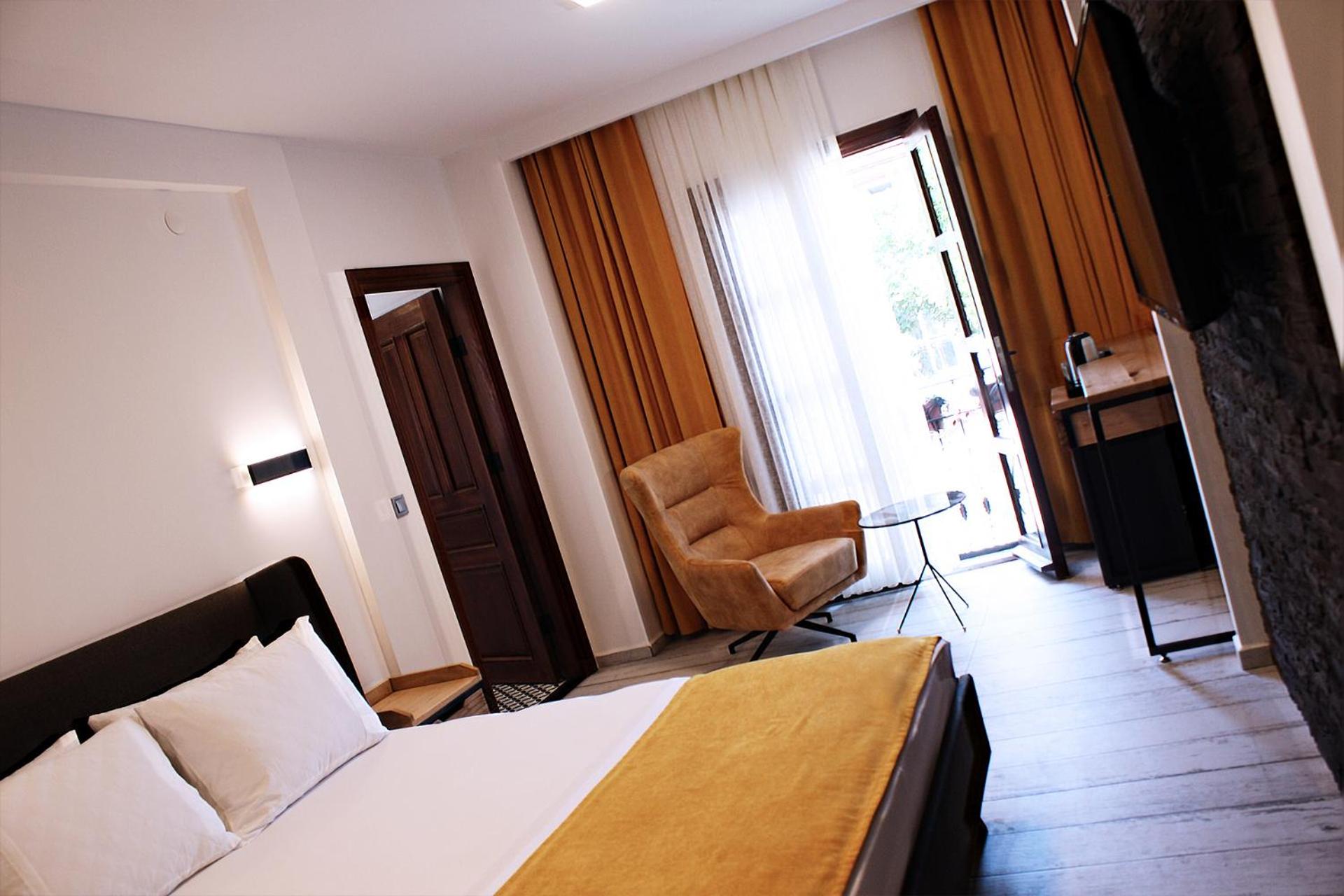 Deluxe Double Room photo 2