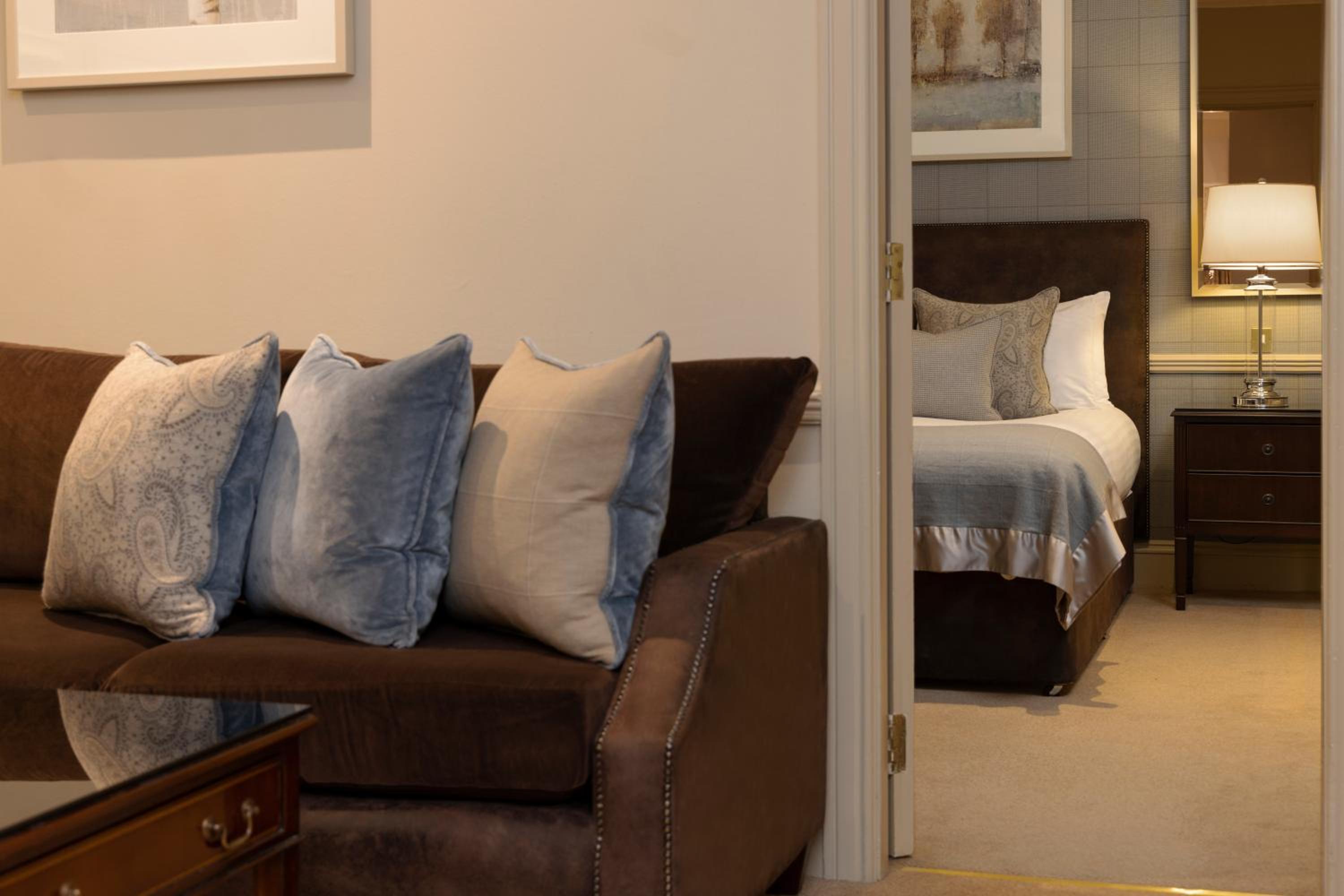 Superior King Room - Photo 1