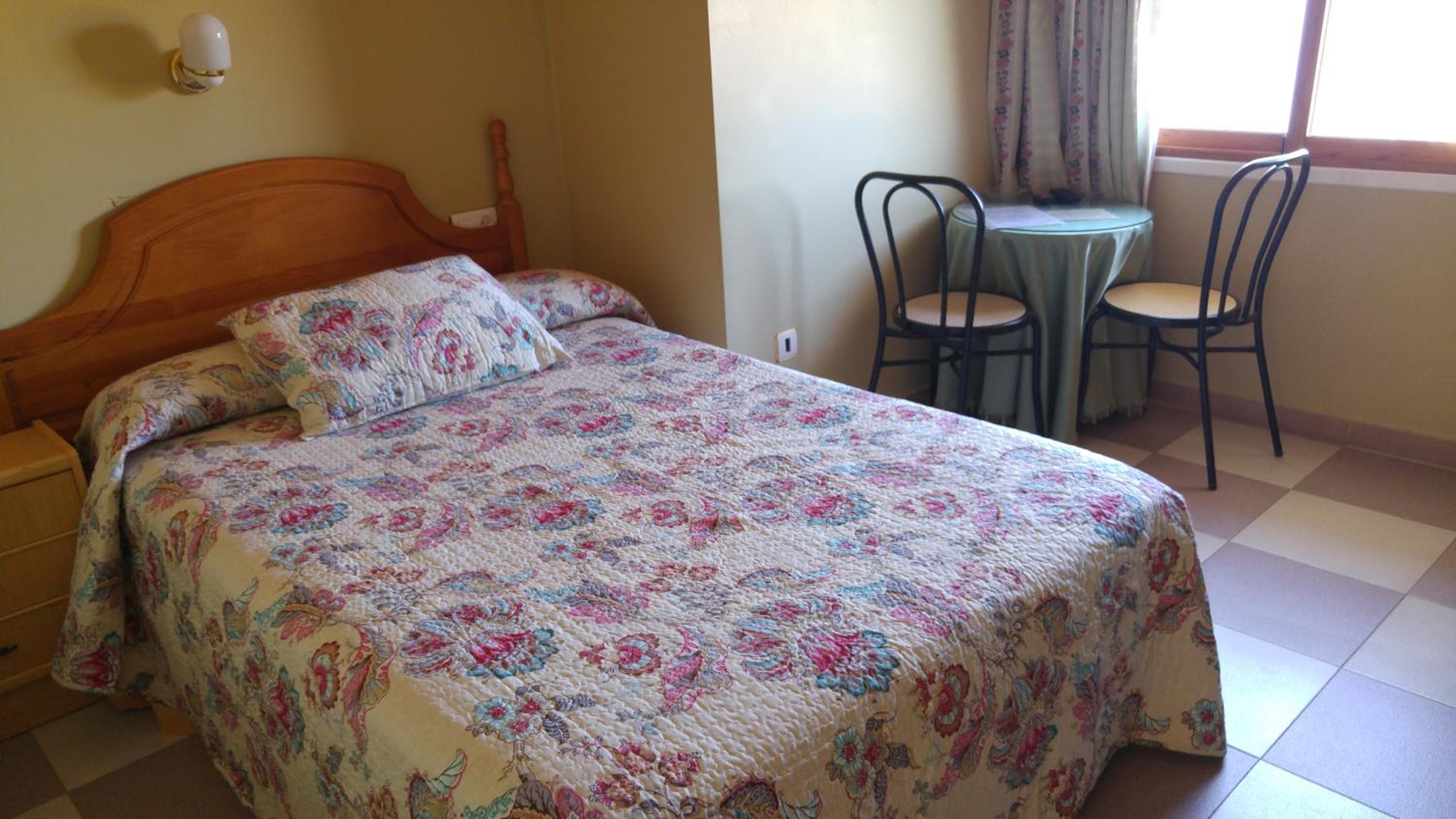 Double or Twin Room photo 2