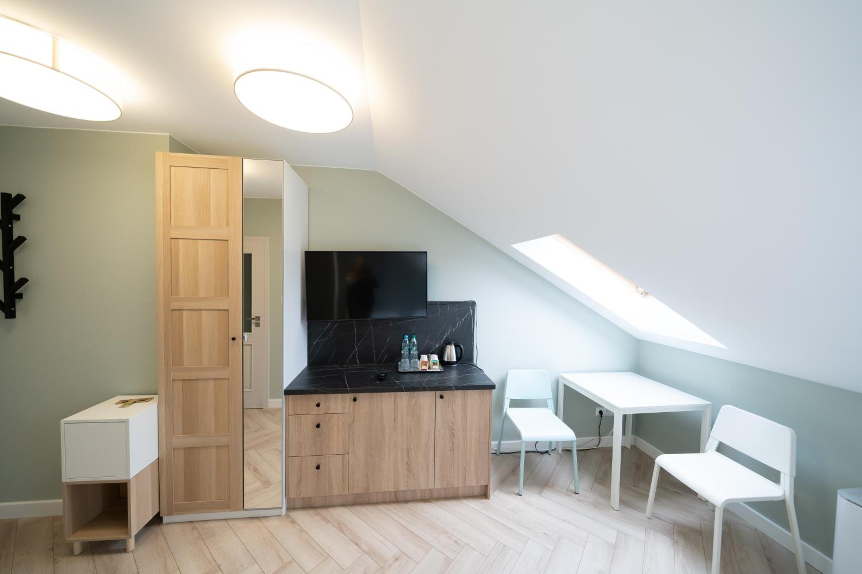 Double Room with Private Bathroom photo 2