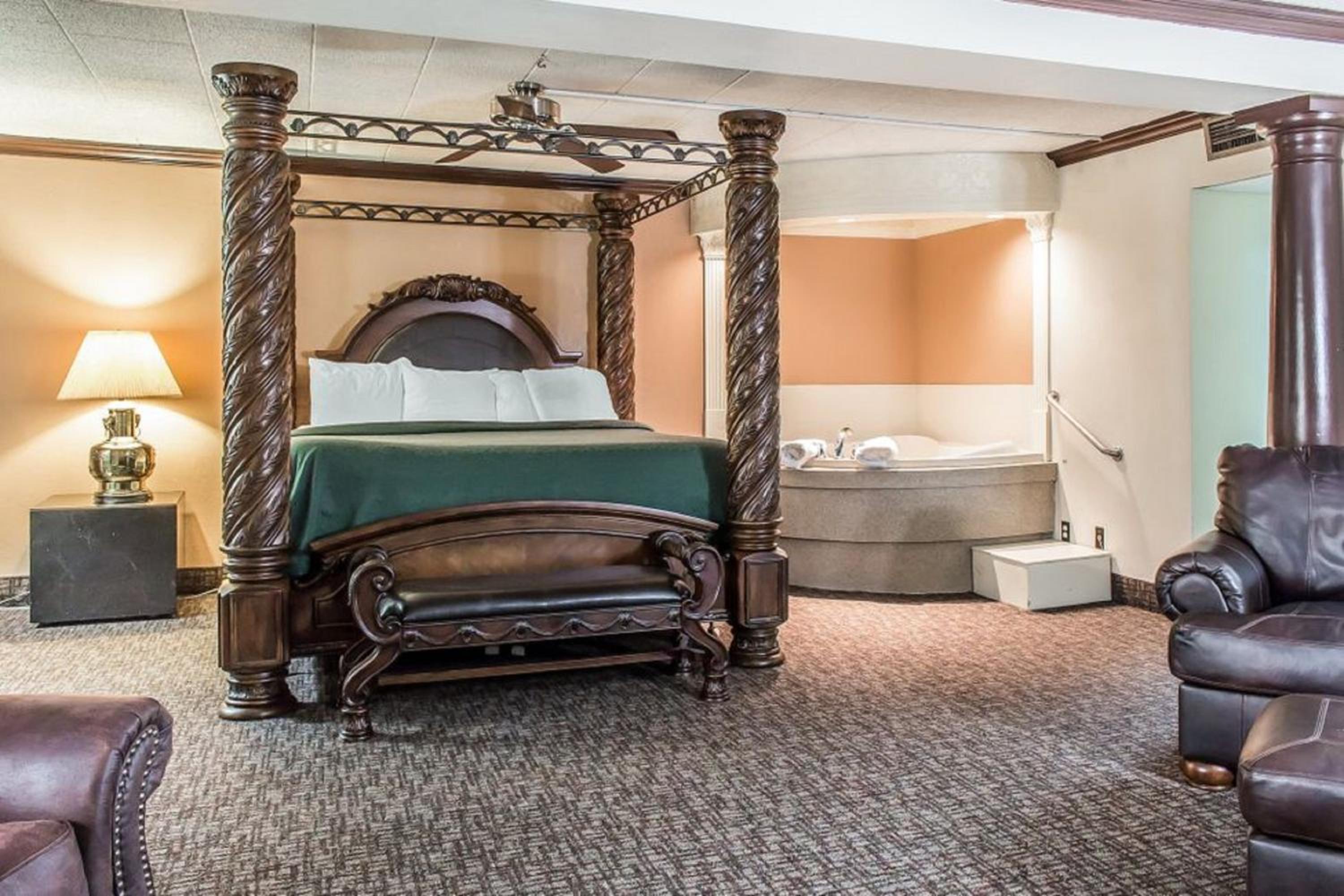 King Room With Spa Bath
