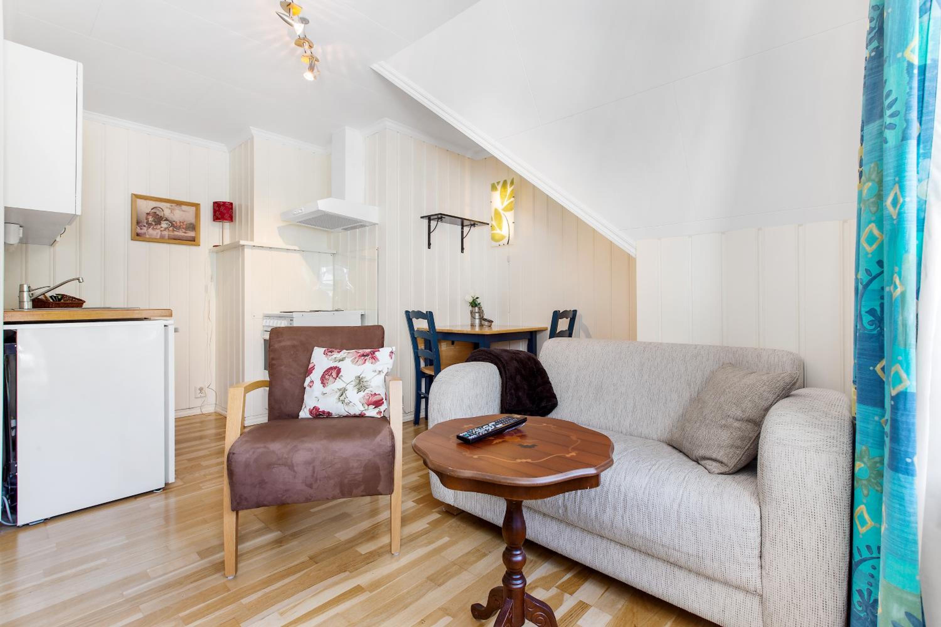 Studio Apartment - Photo 26