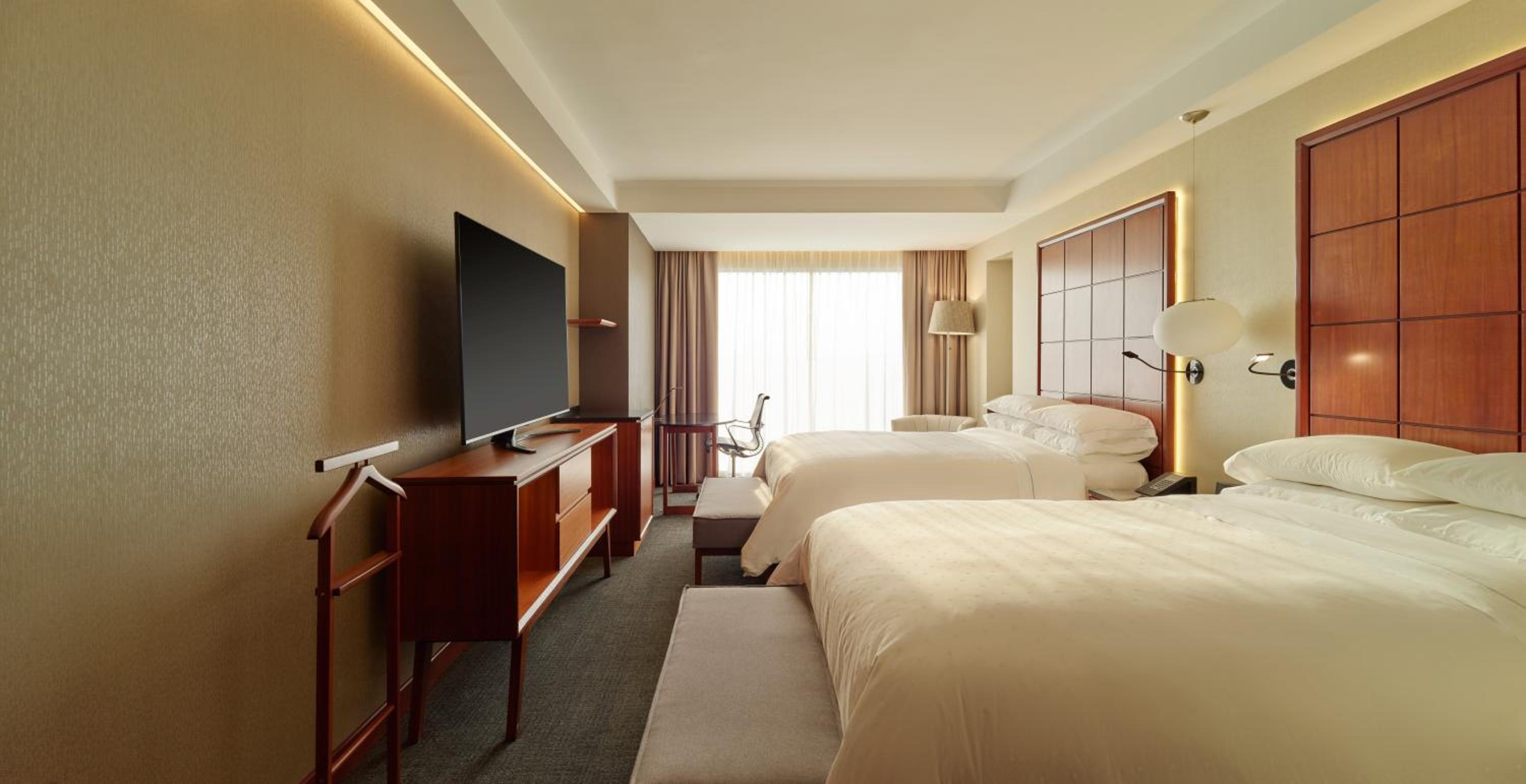 Deluxe Double Room with Park View - Photo 1