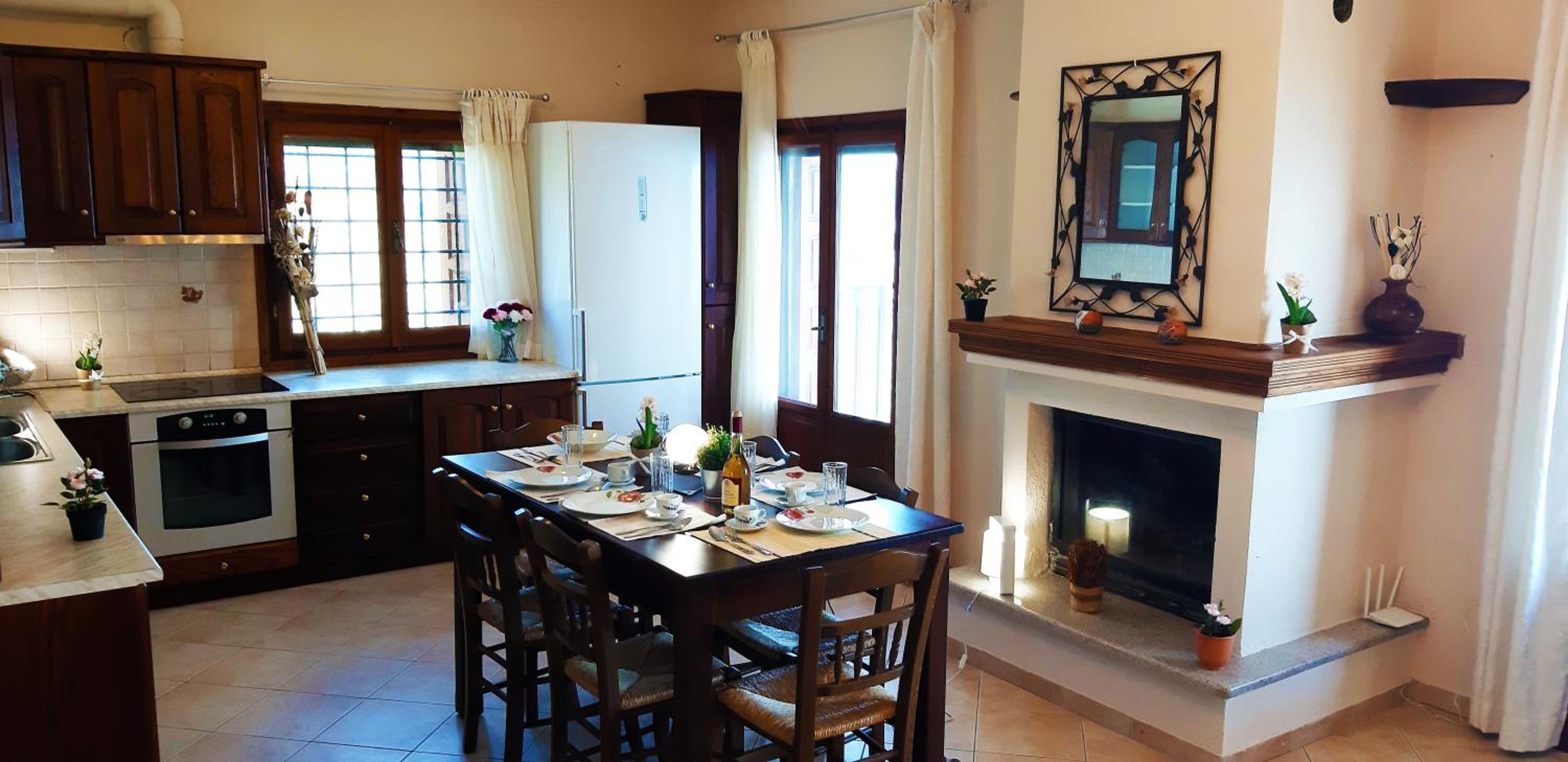 Apartment with Sea View - Photo 9