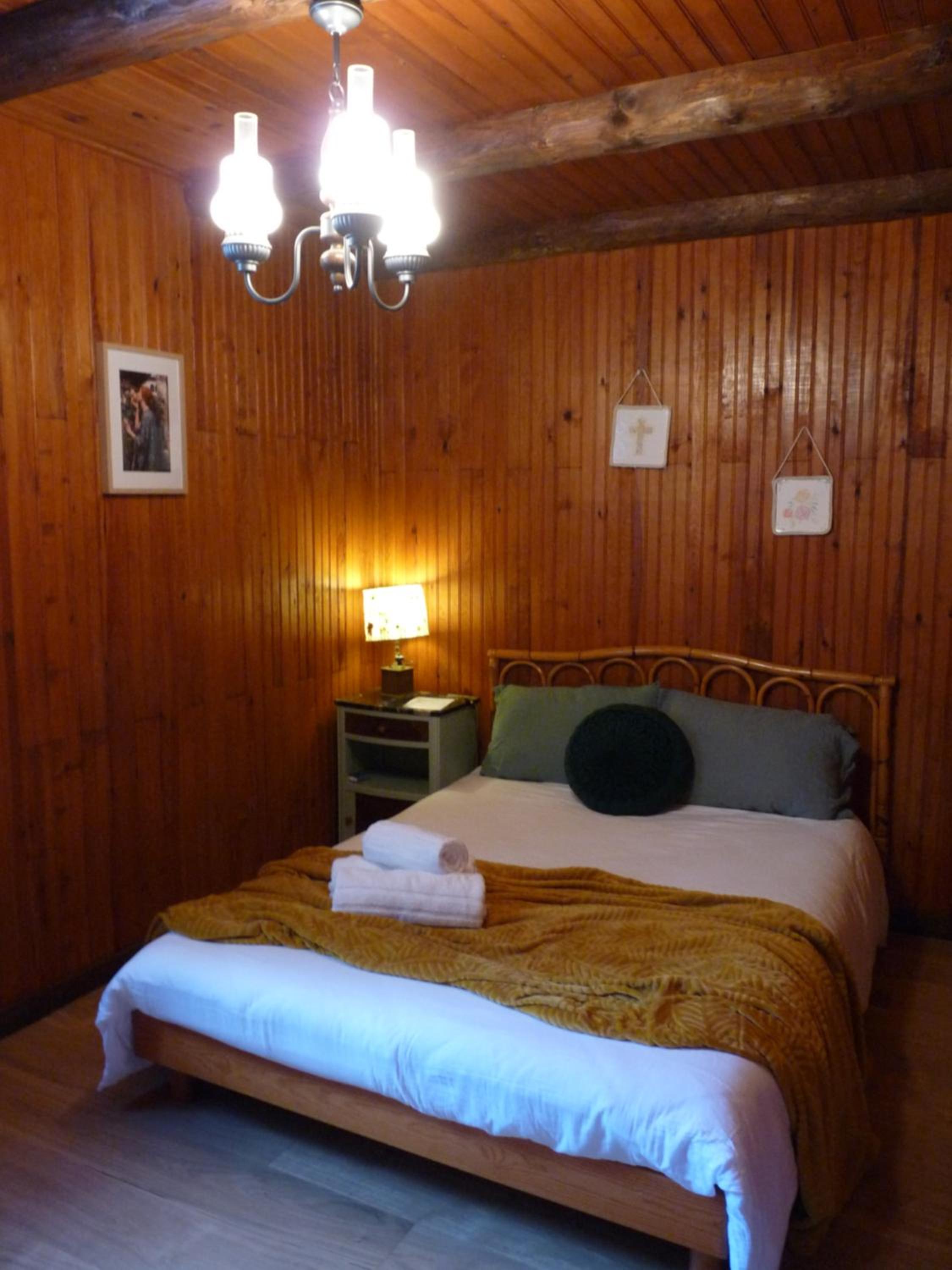 Double Room - Photo 4
