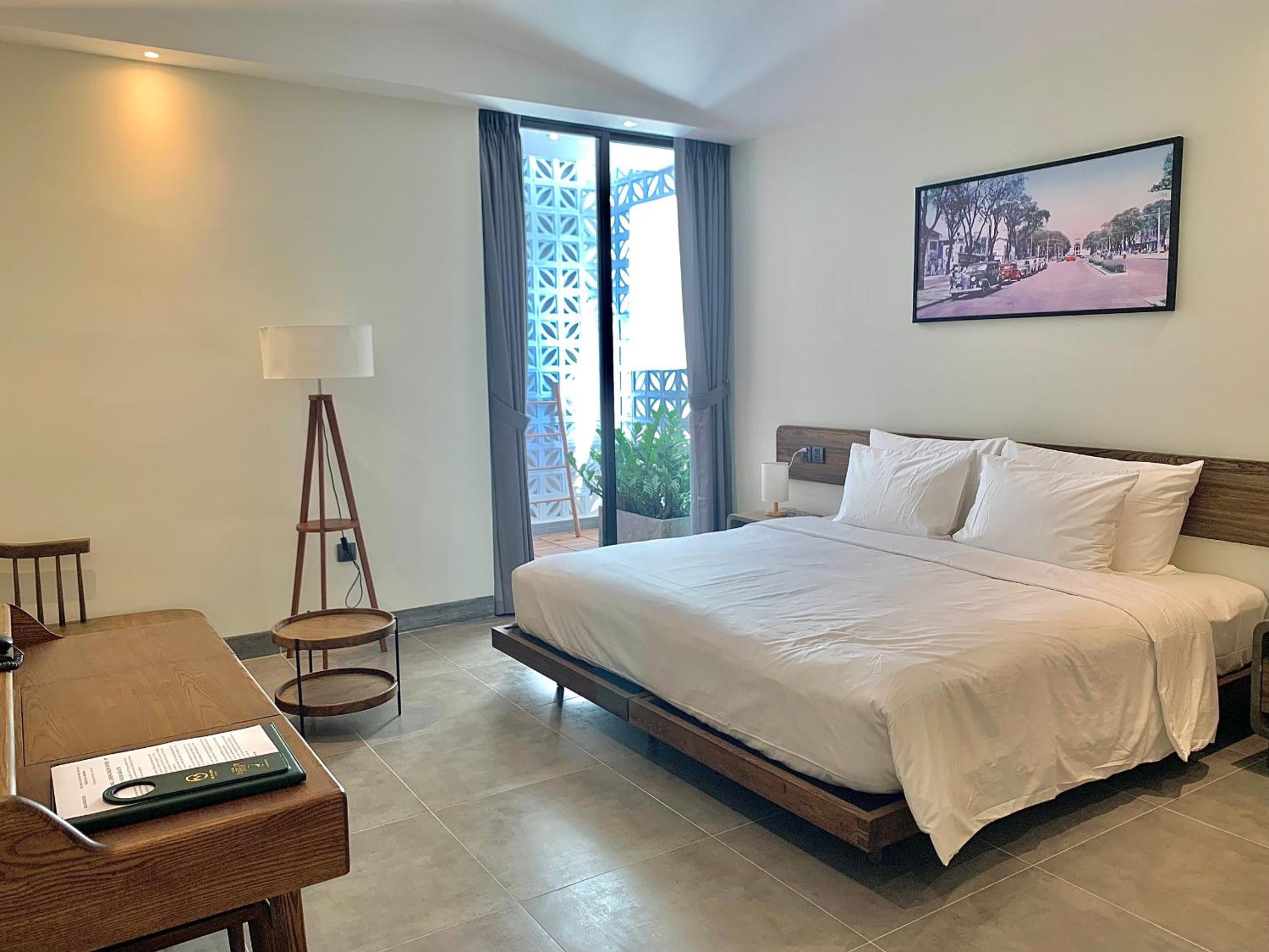 Standard Suite - Photo 5