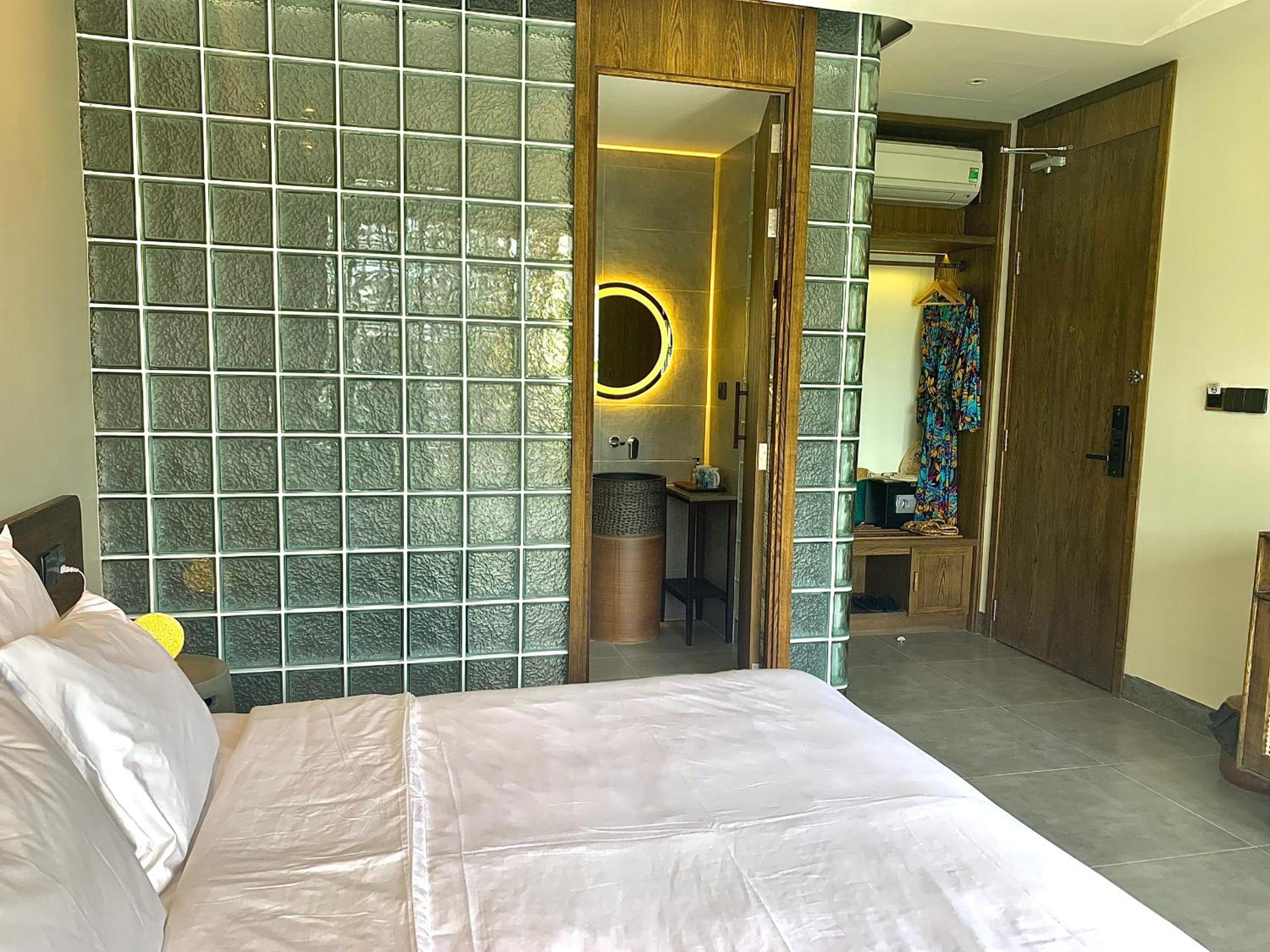 Deluxe Room - Photo 1