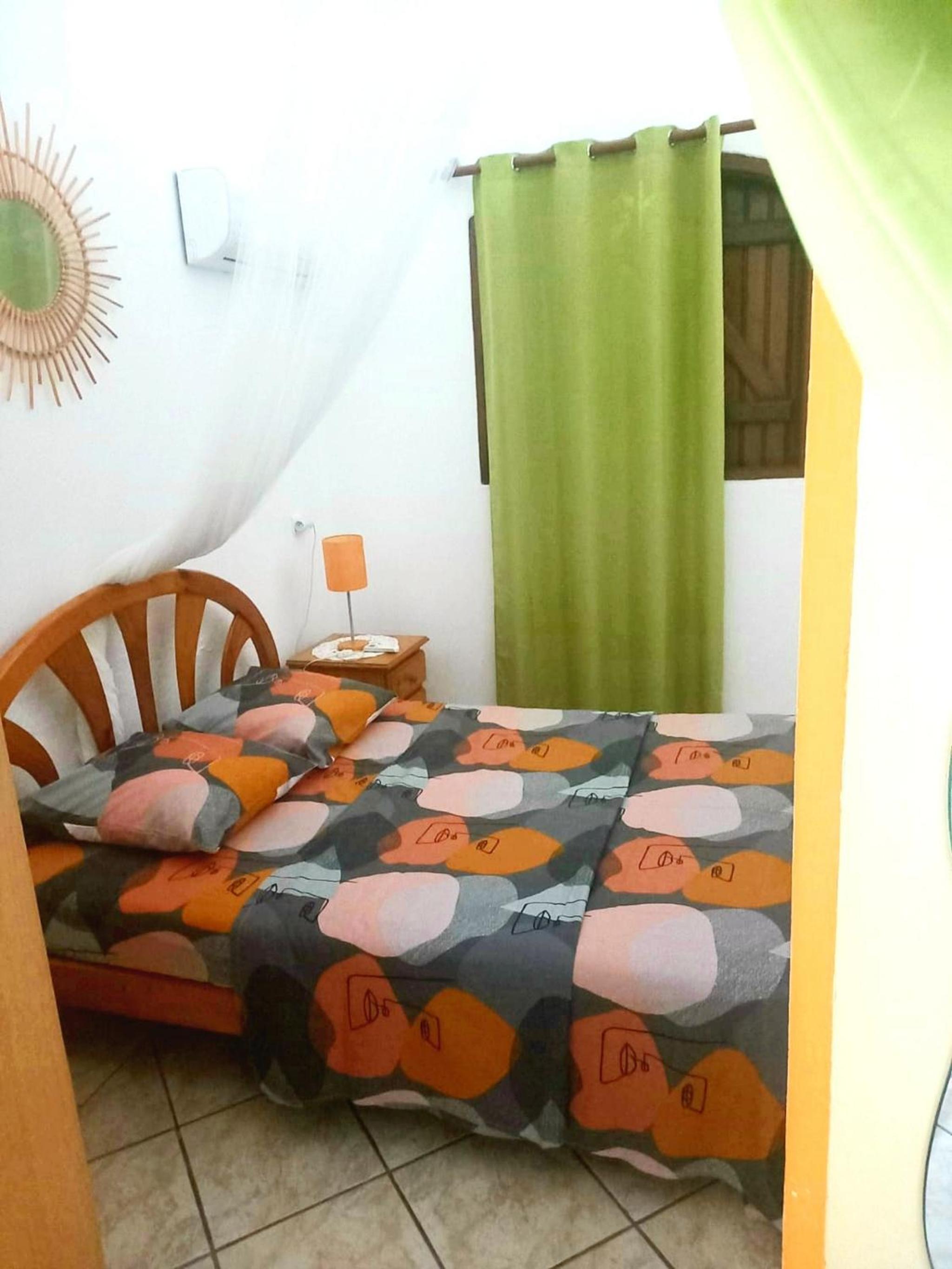 One-Bedroom Apartment - Photo 1
