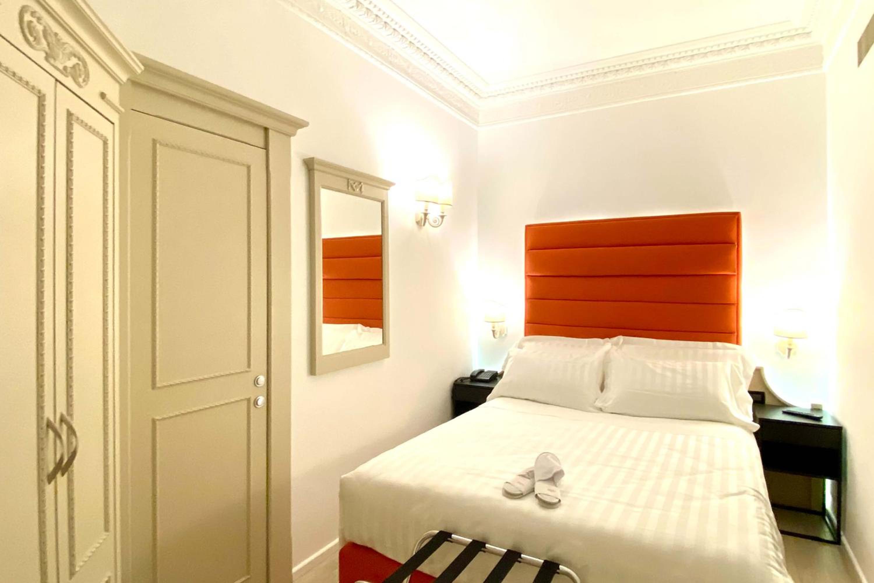Small Economy Double Room photo 1