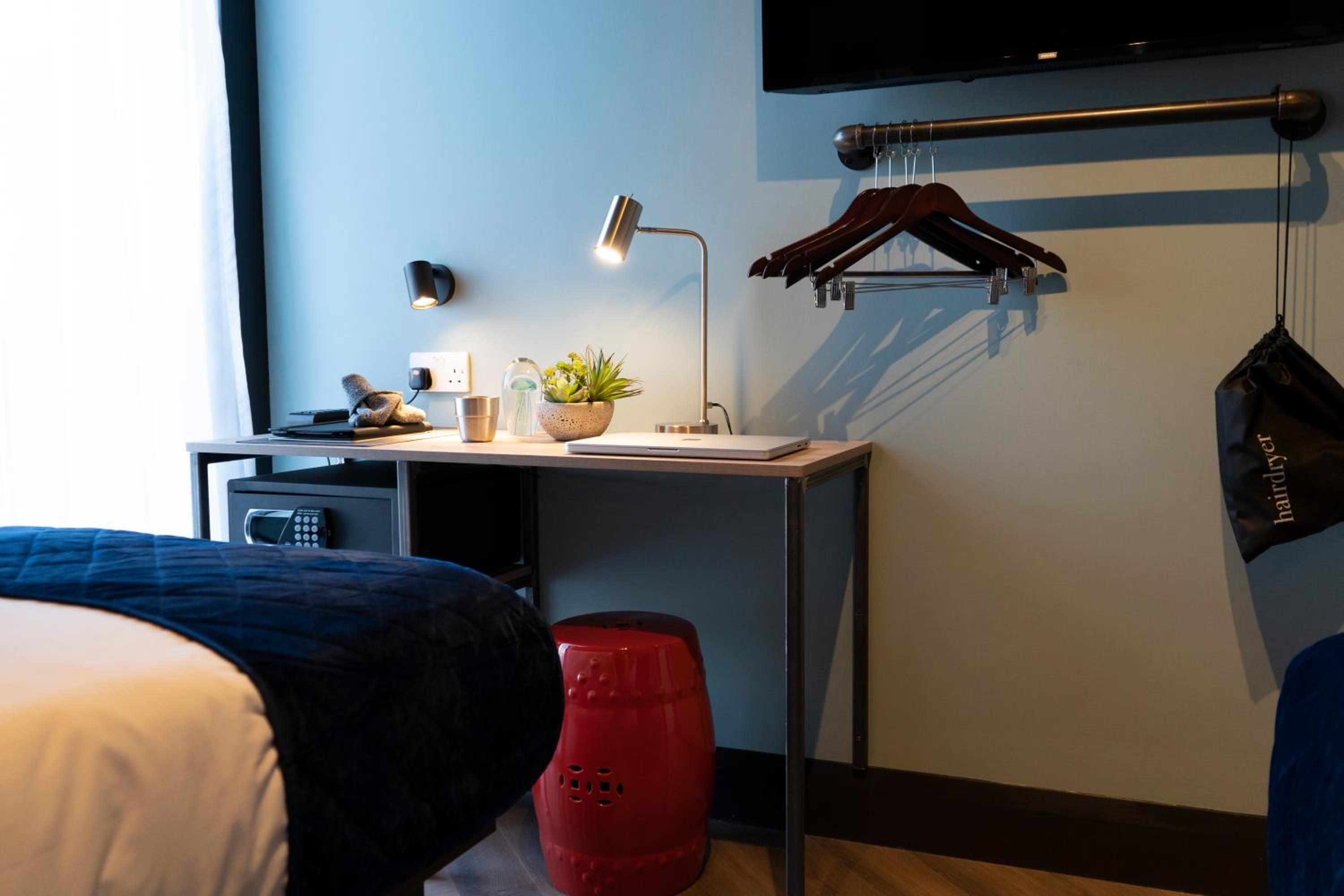 Standard Twin Room photo 2