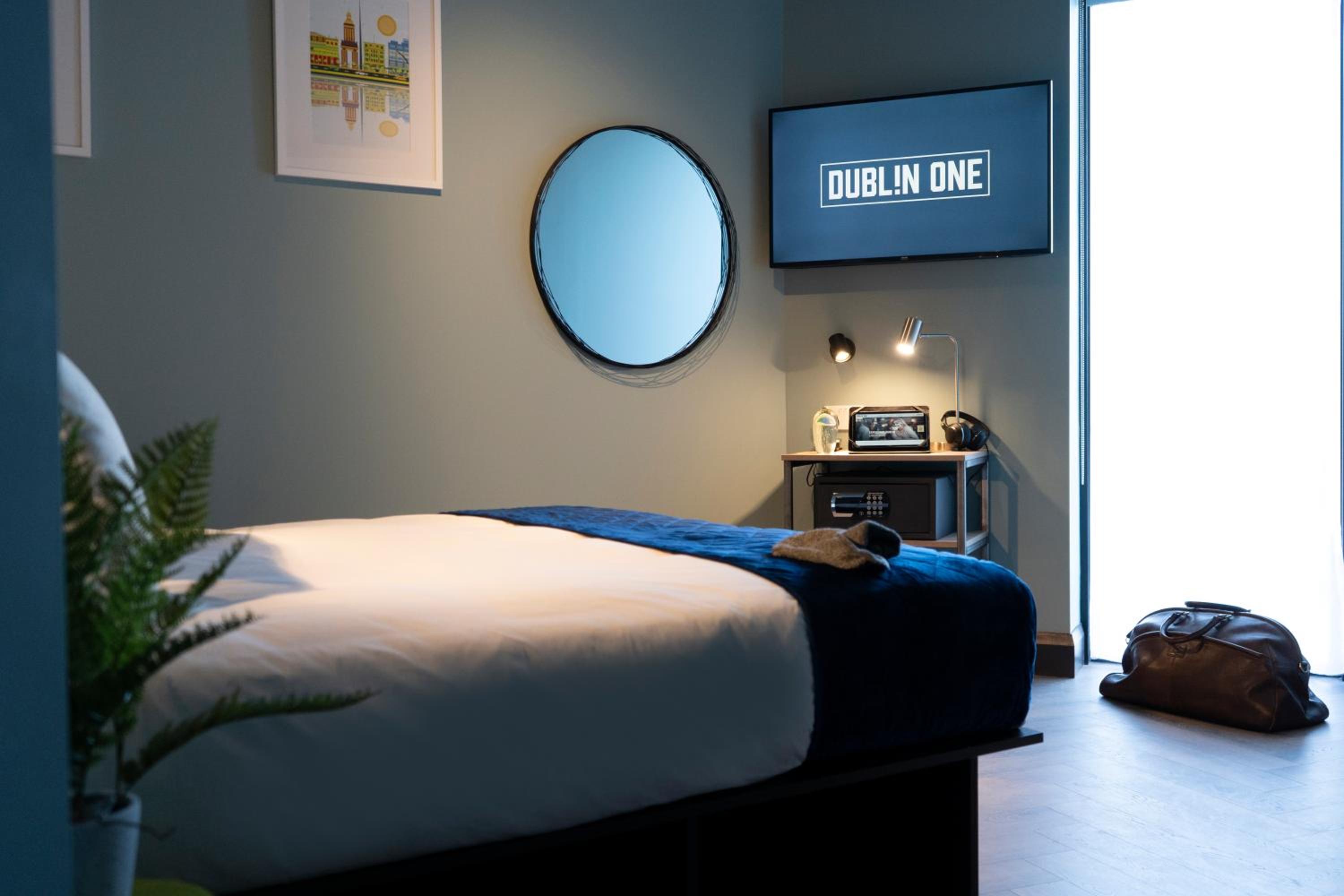 Double Room - Disability Access photo 2