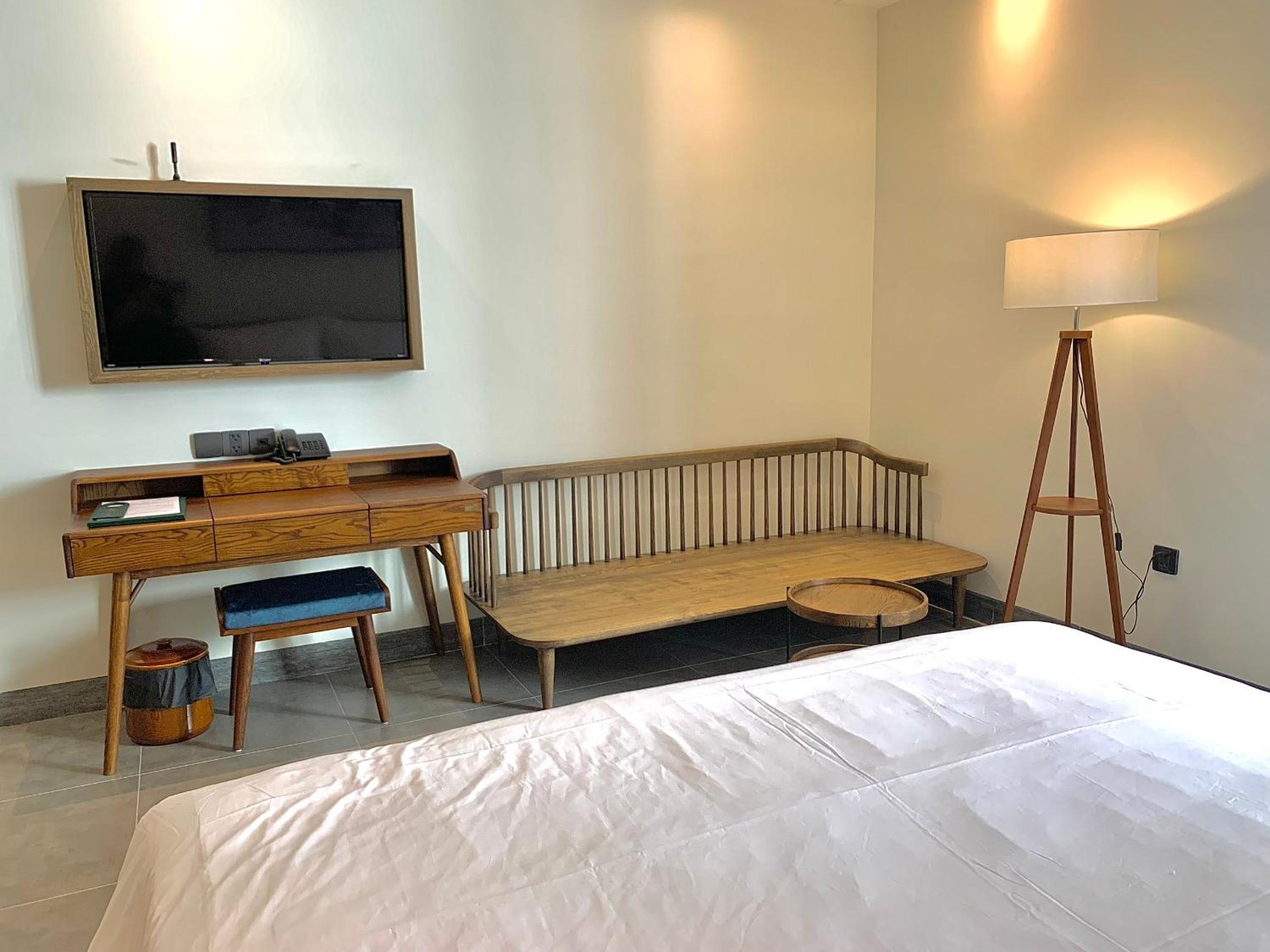 Standard Suite - Photo 4