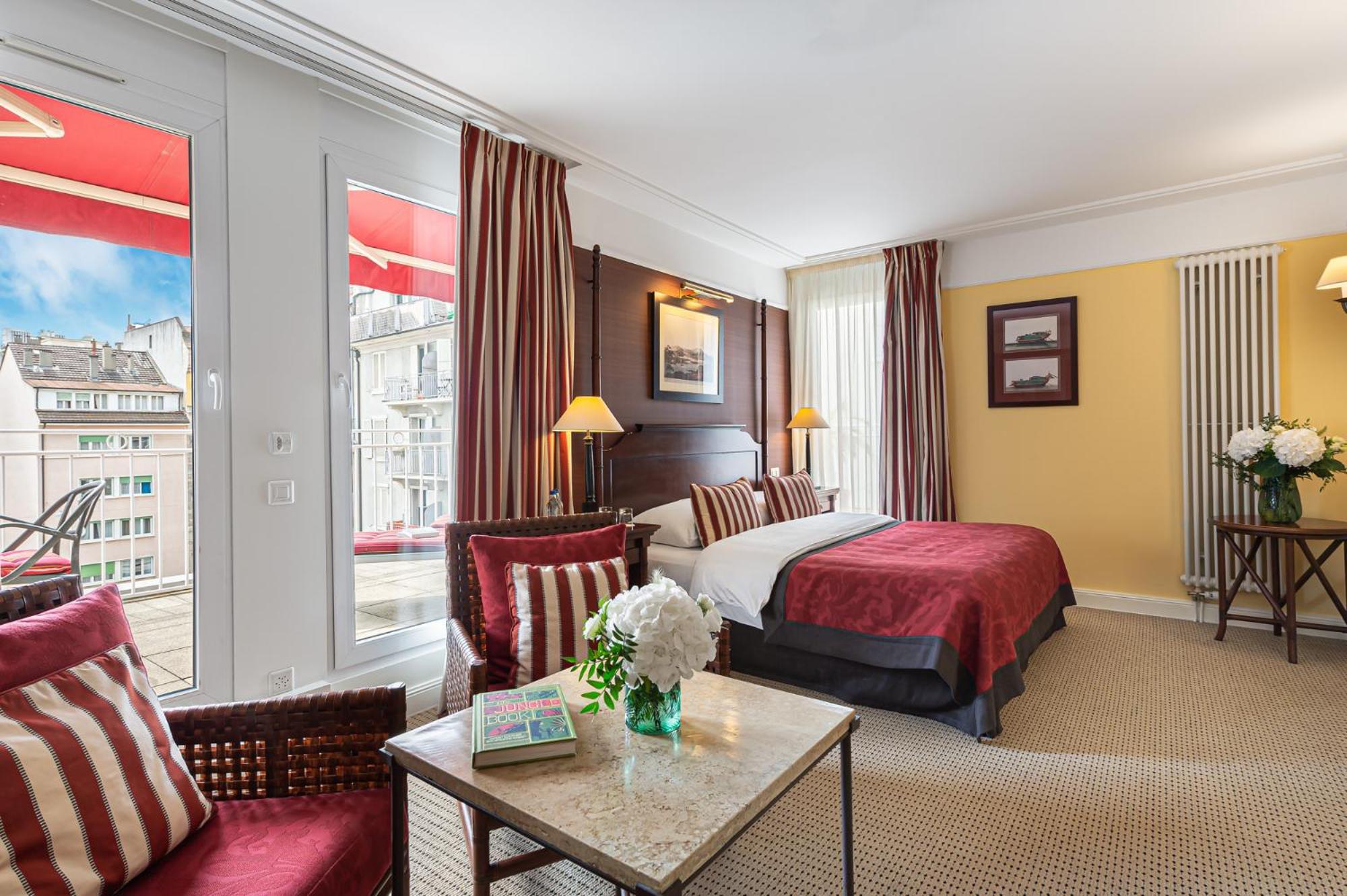 Junior Suite with Terrace thumbnail 6
