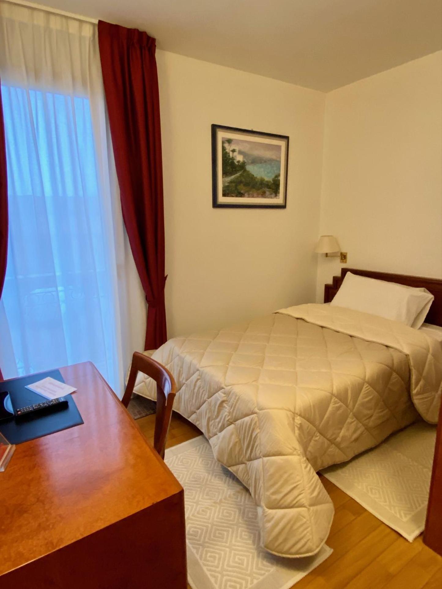 Large Single Room