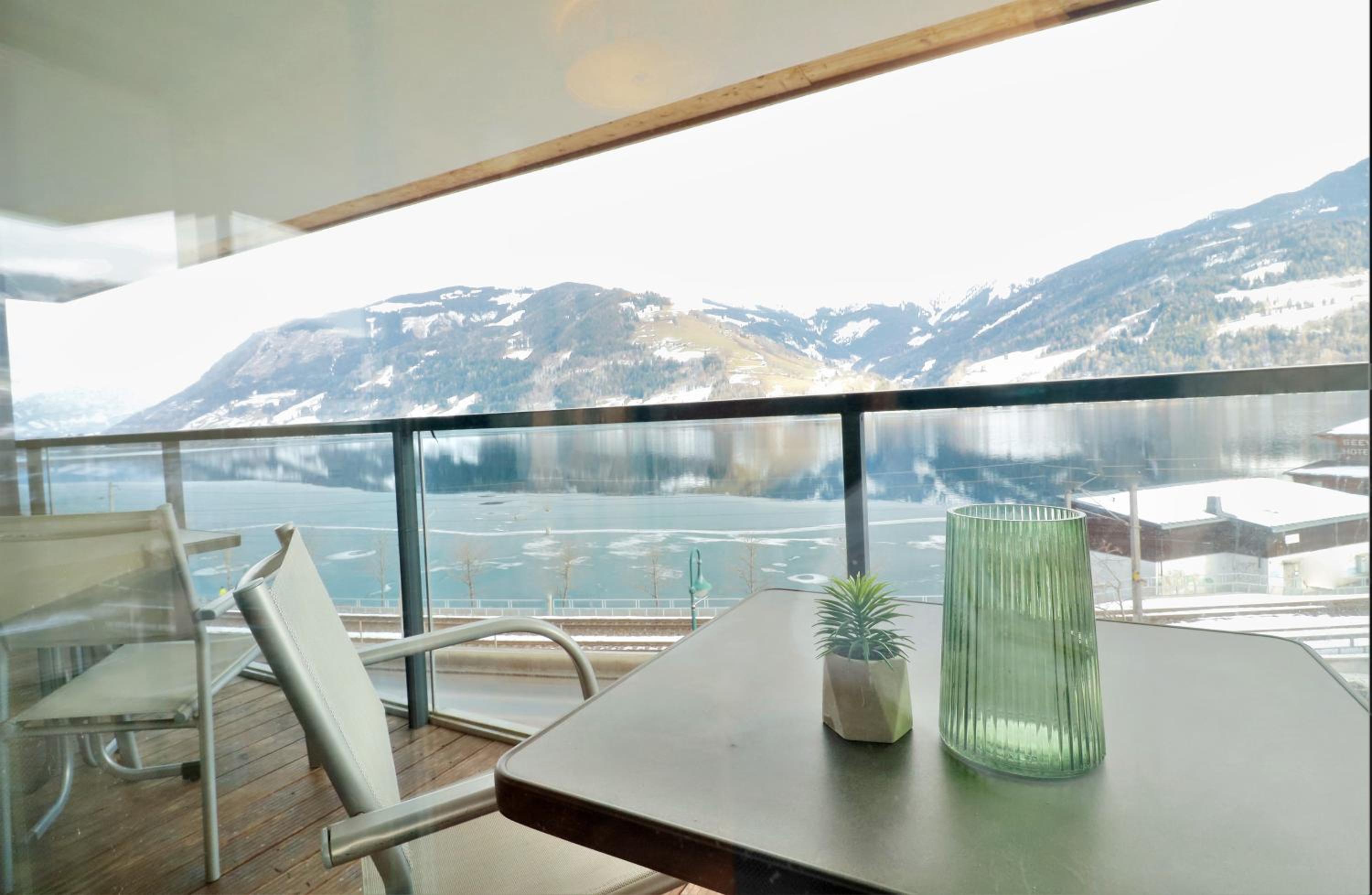 Apartment with Lake View - Top 28
