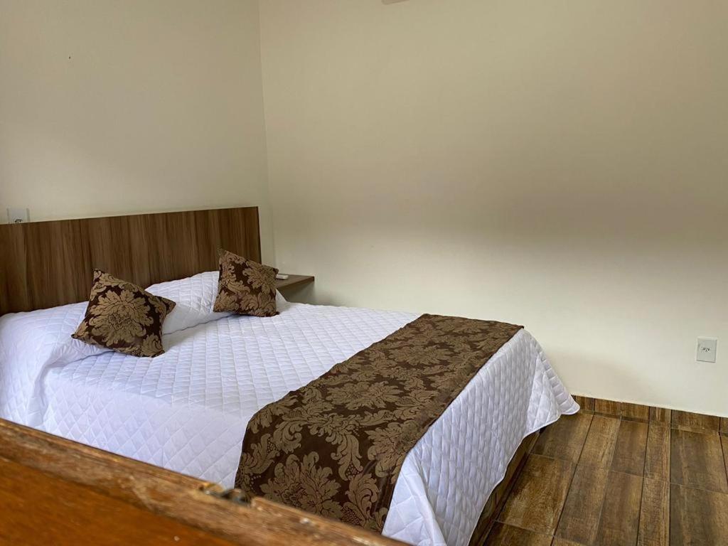 Double Room - Photo 3