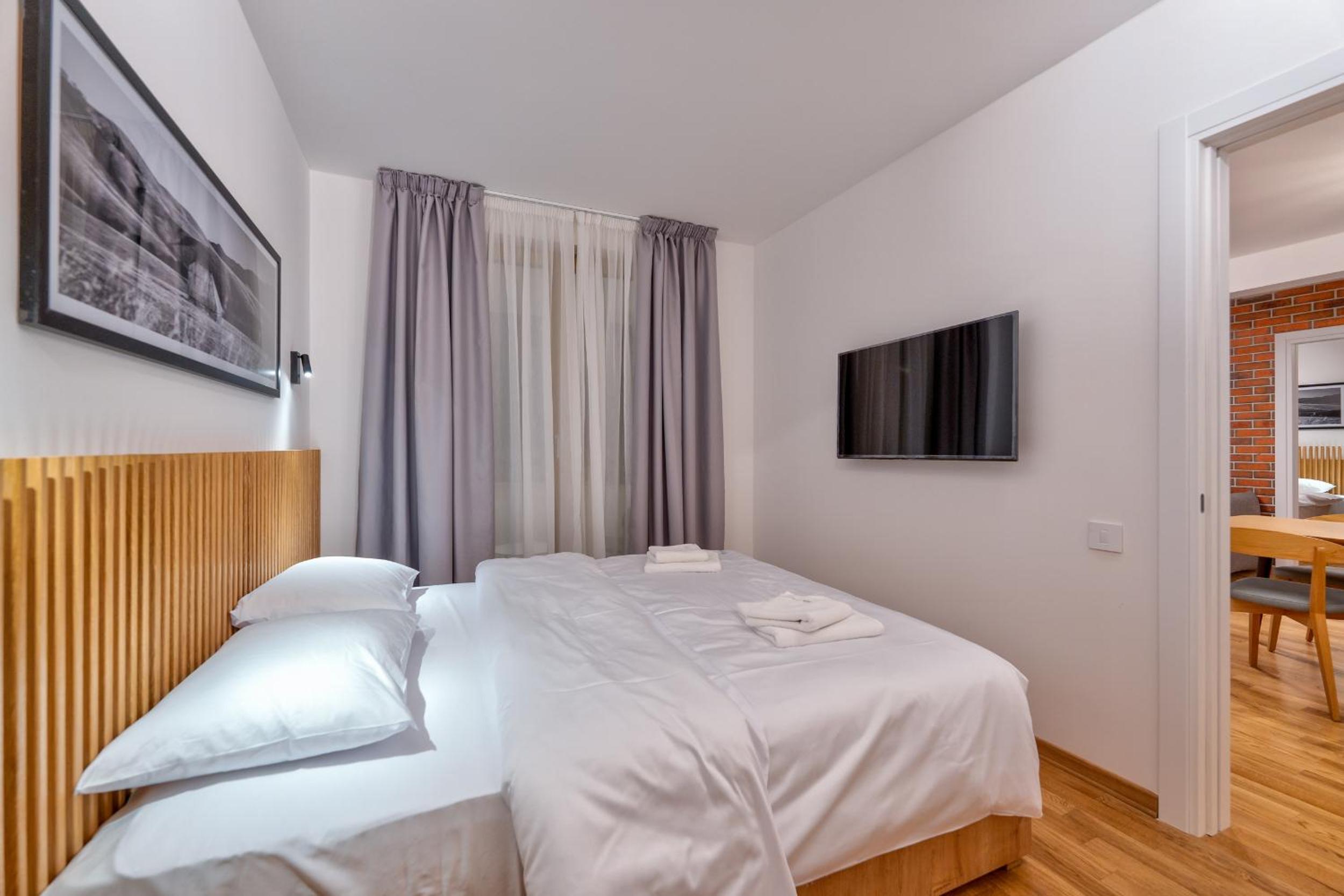 Two-Bedroom Apartment - Photo 9