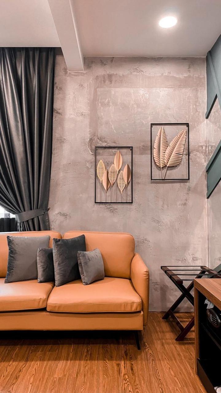 Superior Suite - Photo 7