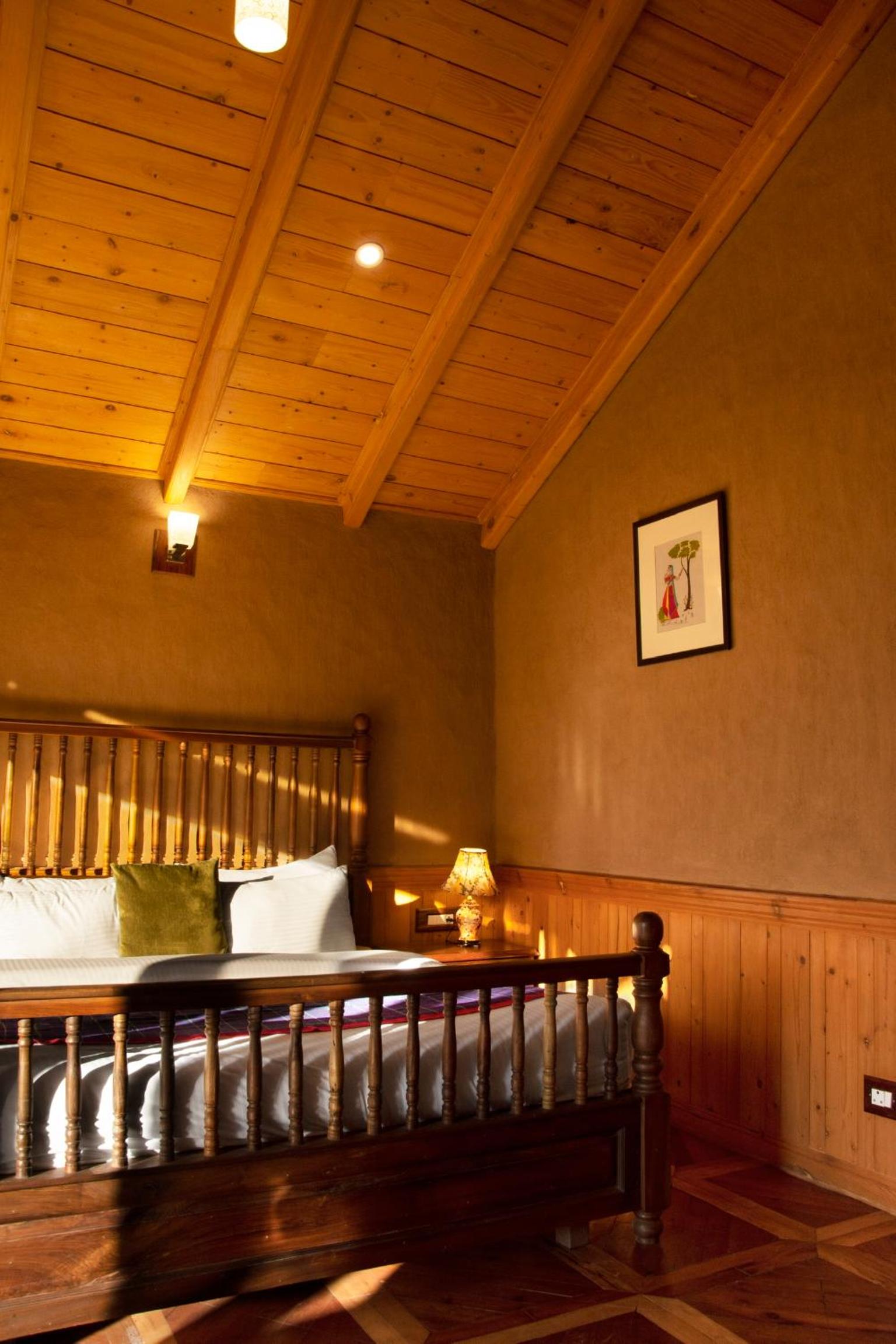 Royal Double Room - Photo 13