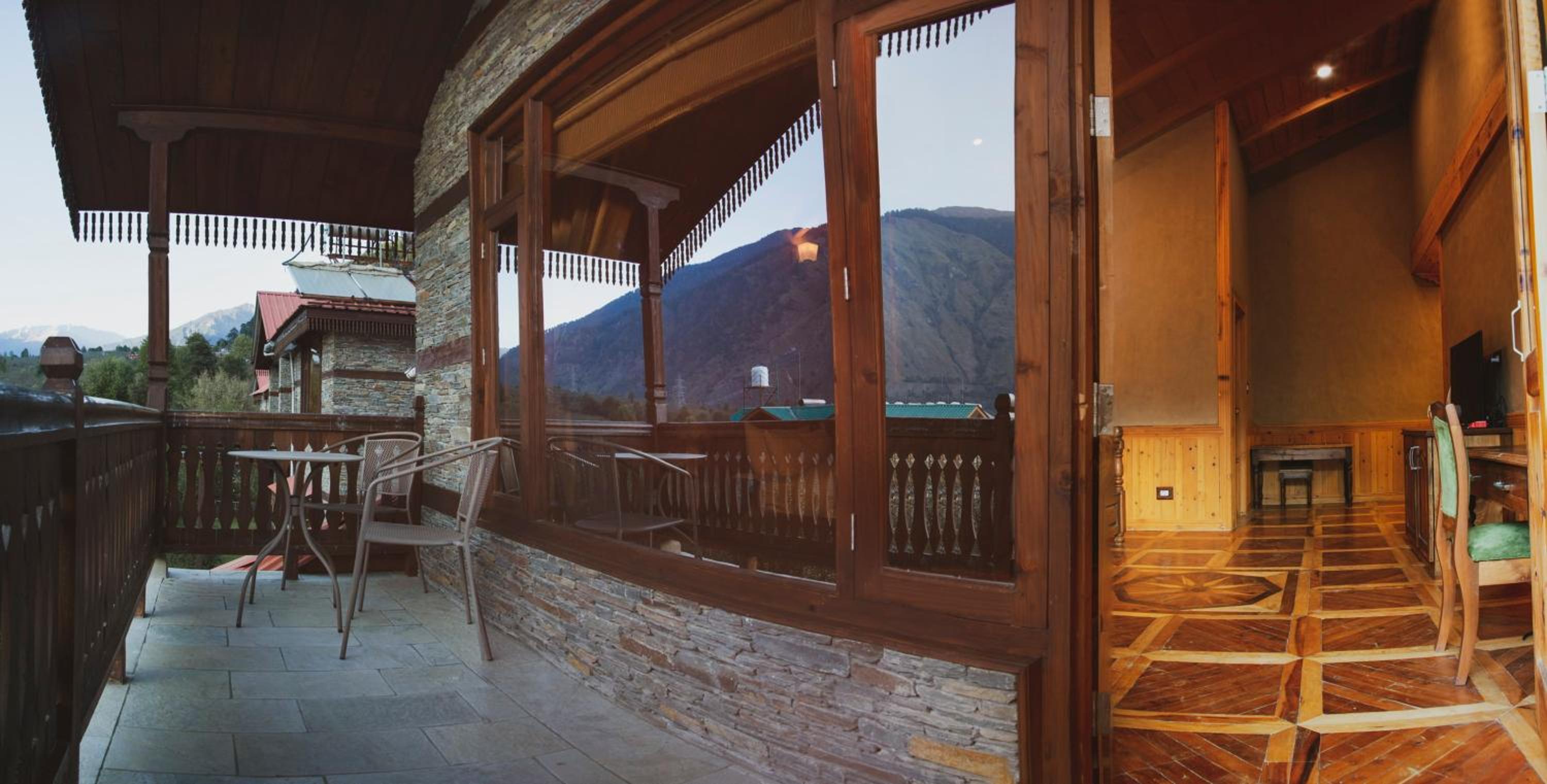Royal Double Room - Photo 9
