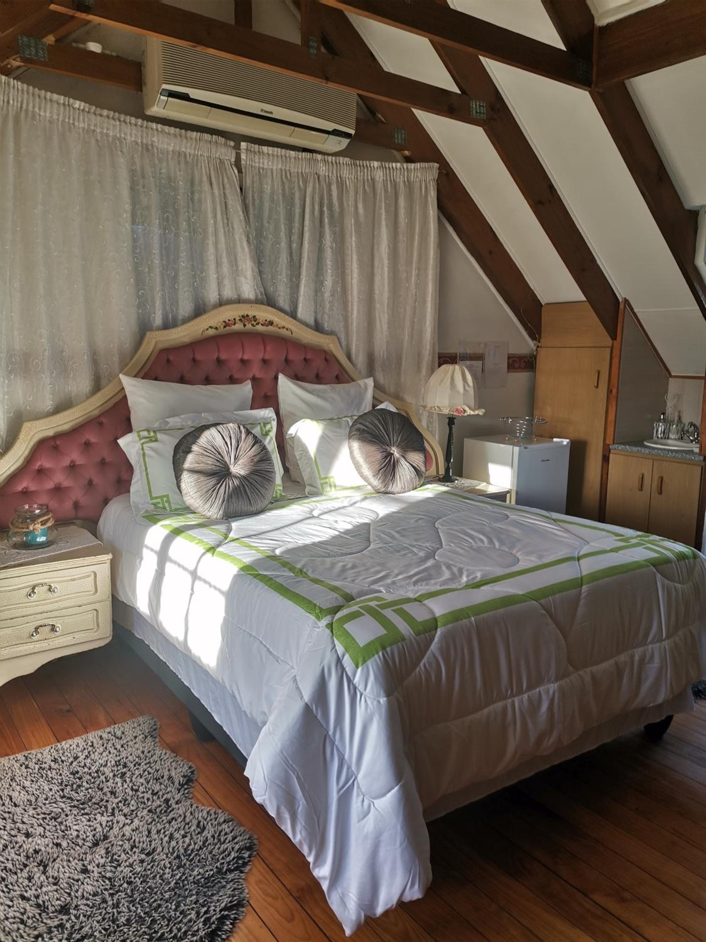 Double Room - Photo 3