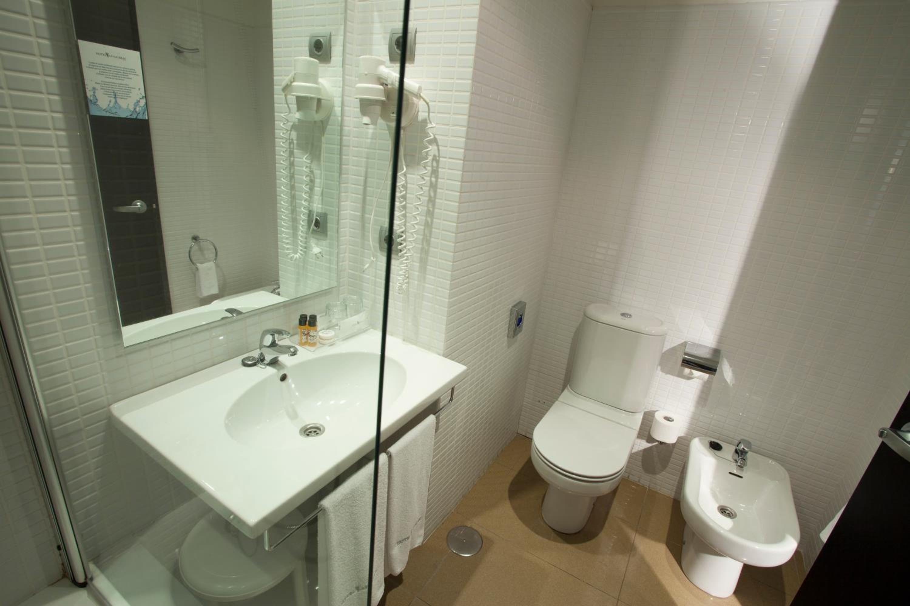 Single Room - Photo 5