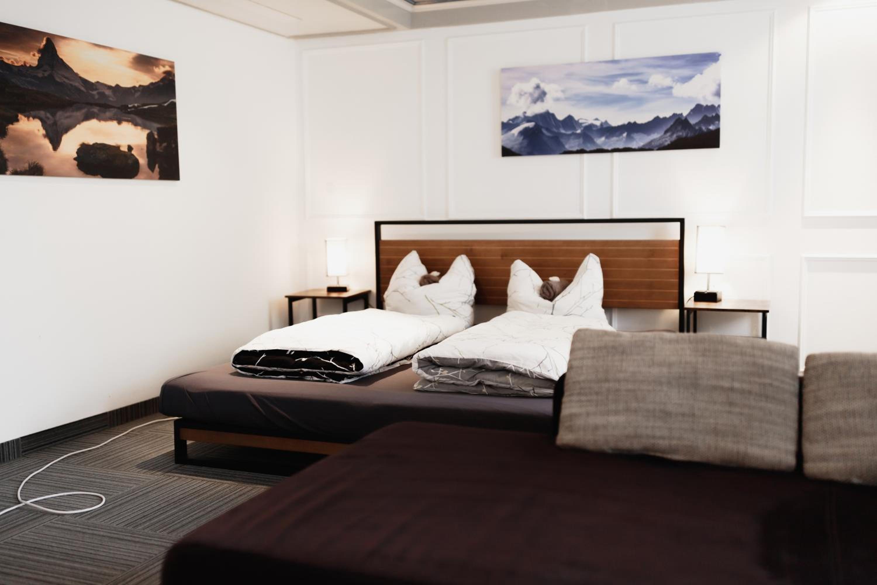 Double Room with Shared Bathroom photo 1