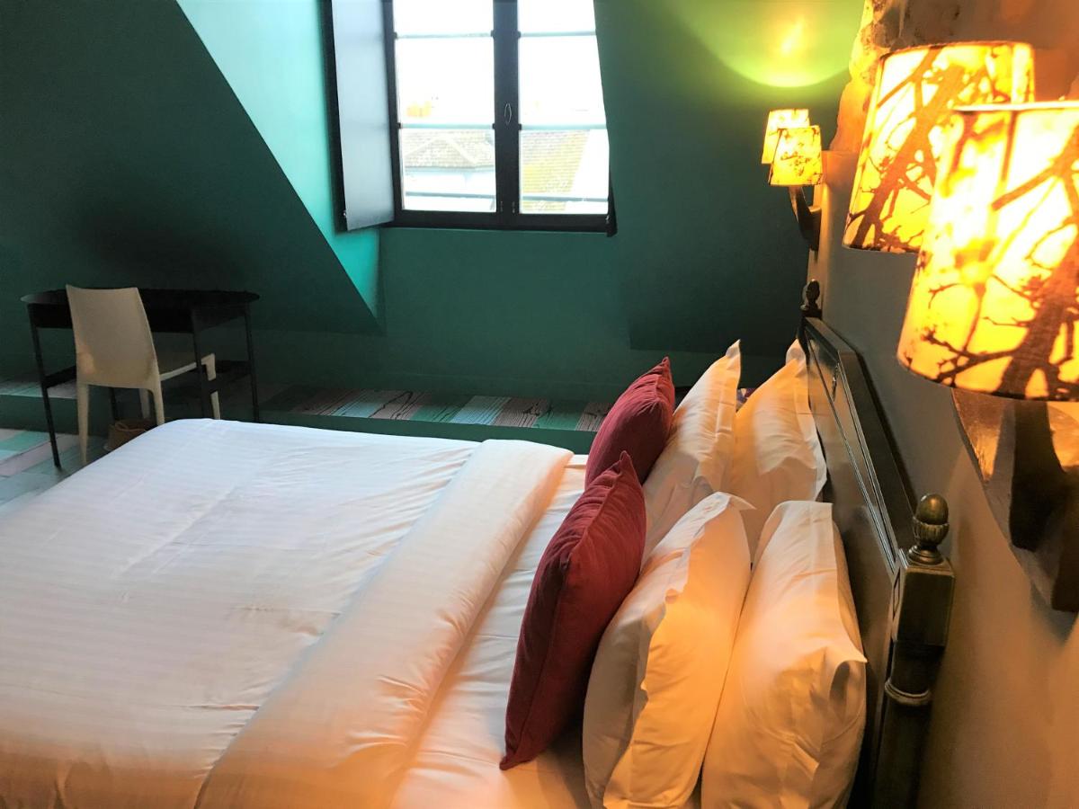 Suite with City View photo 1
