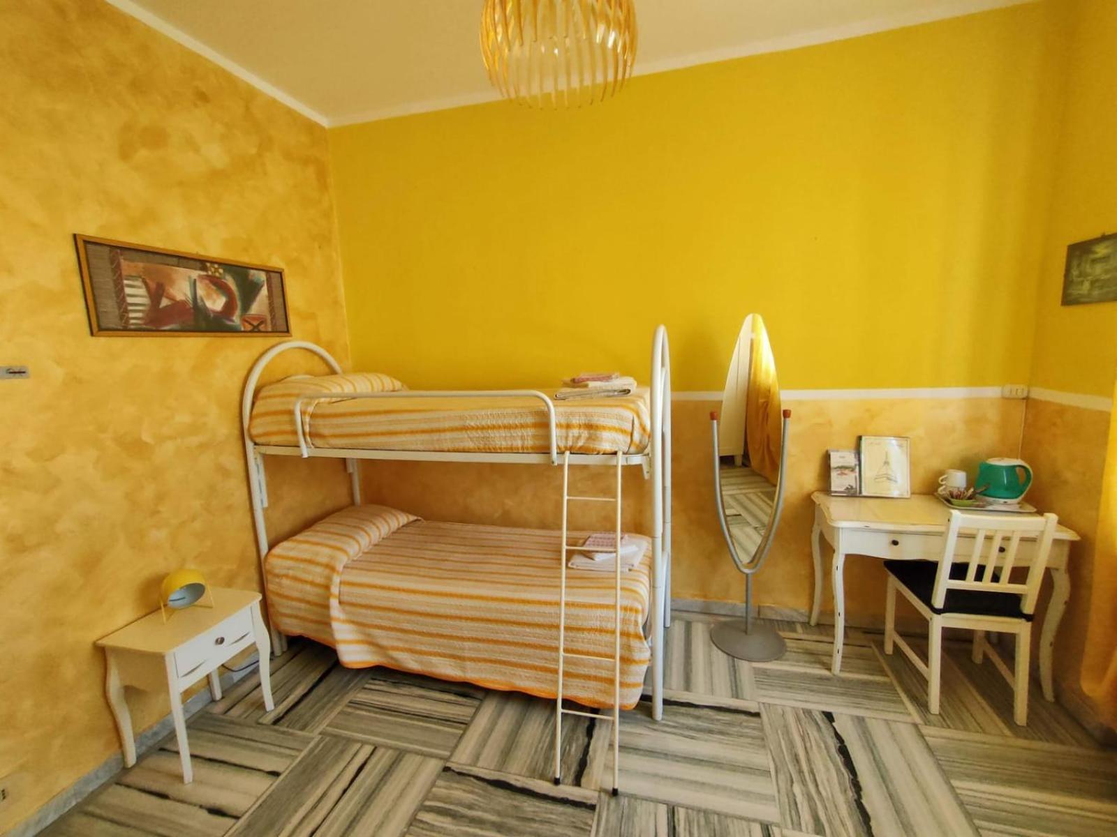 Twin Room with External Bathroom photo 1