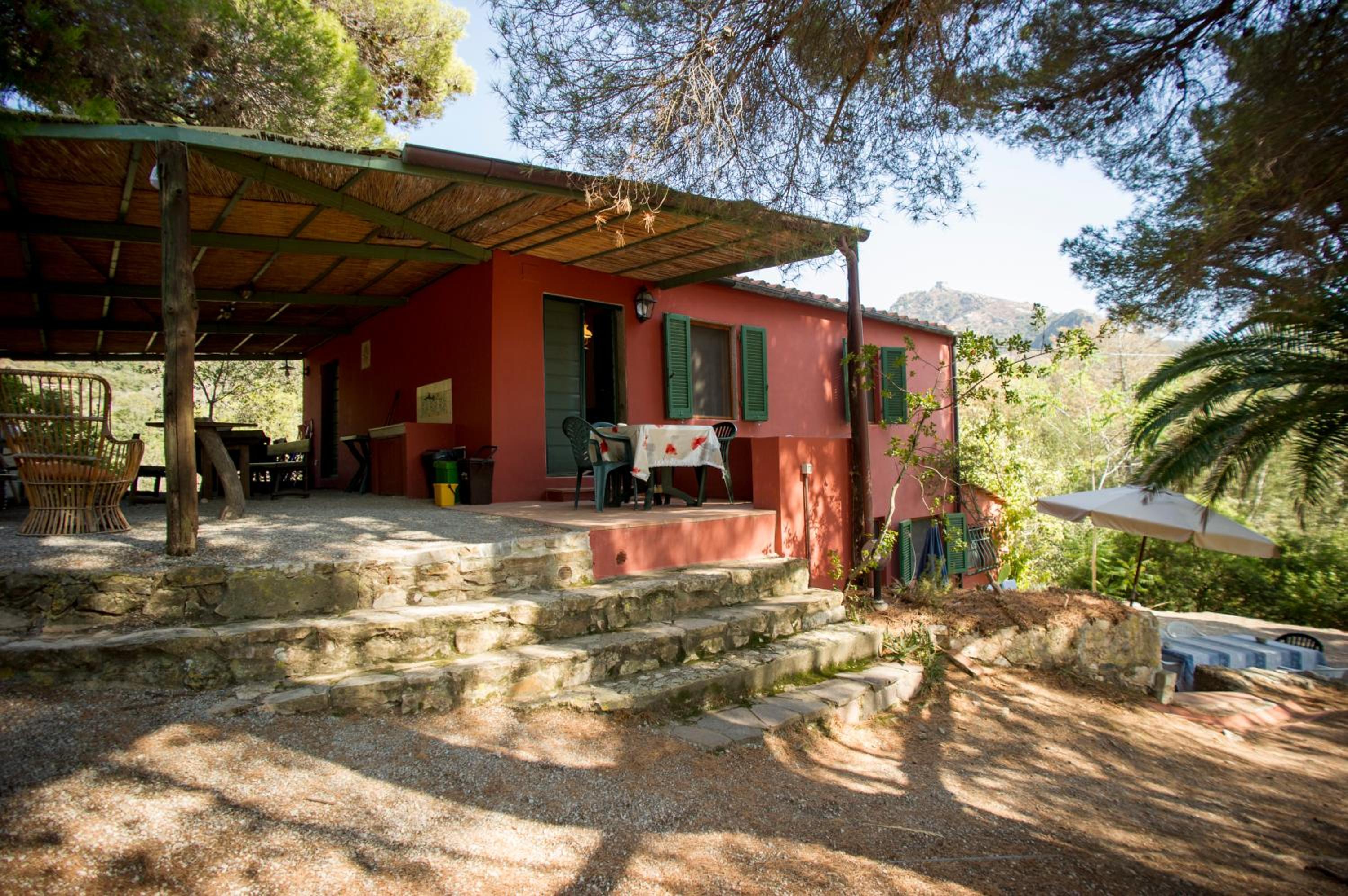 Two-Bedroom House photo 2