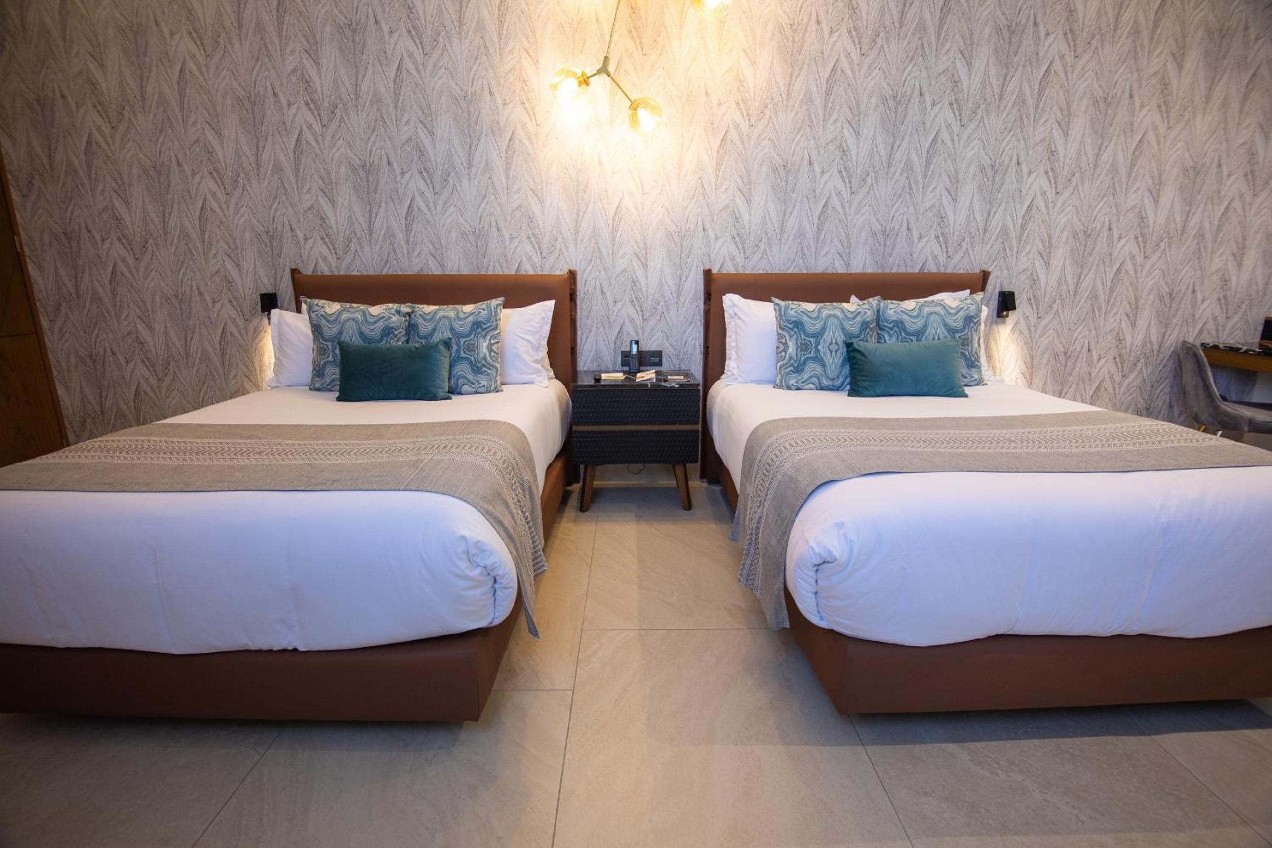Junior Suite - Photo 12