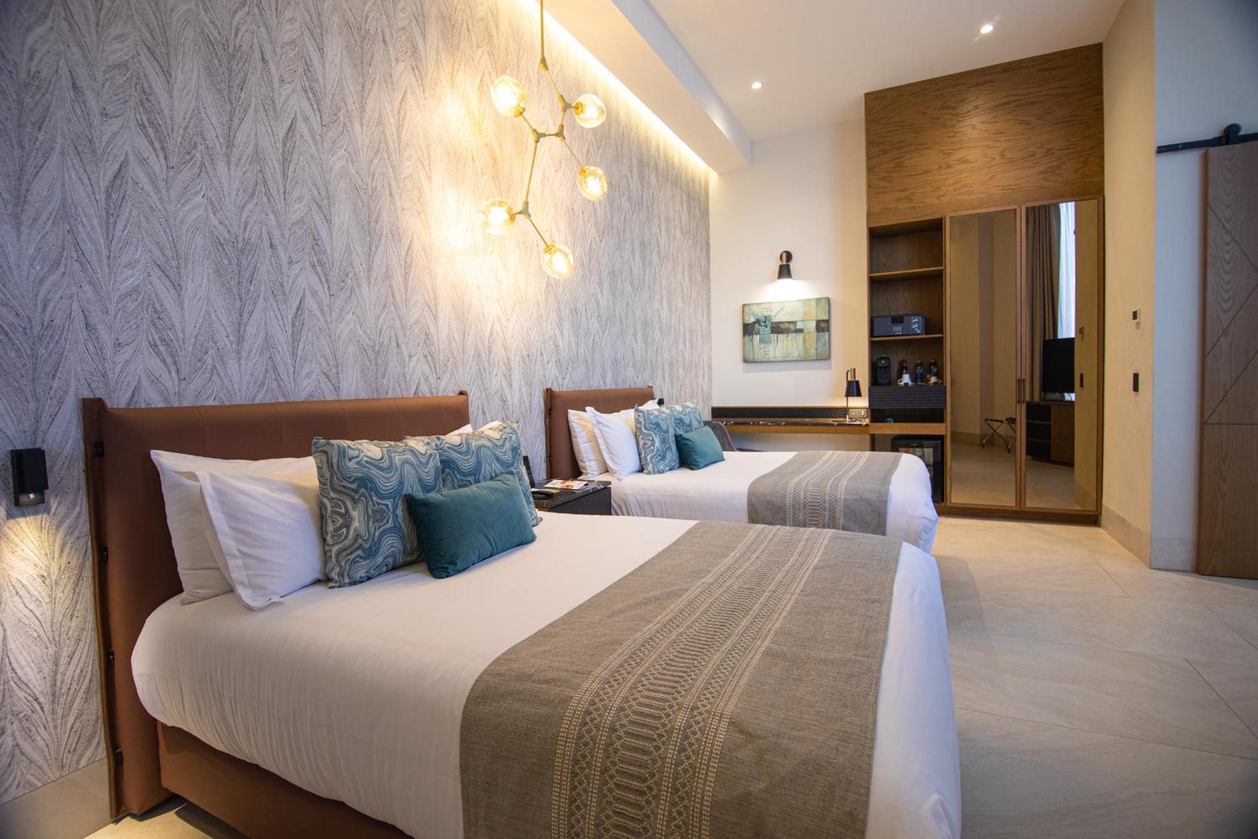 Junior Suite - Photo 1