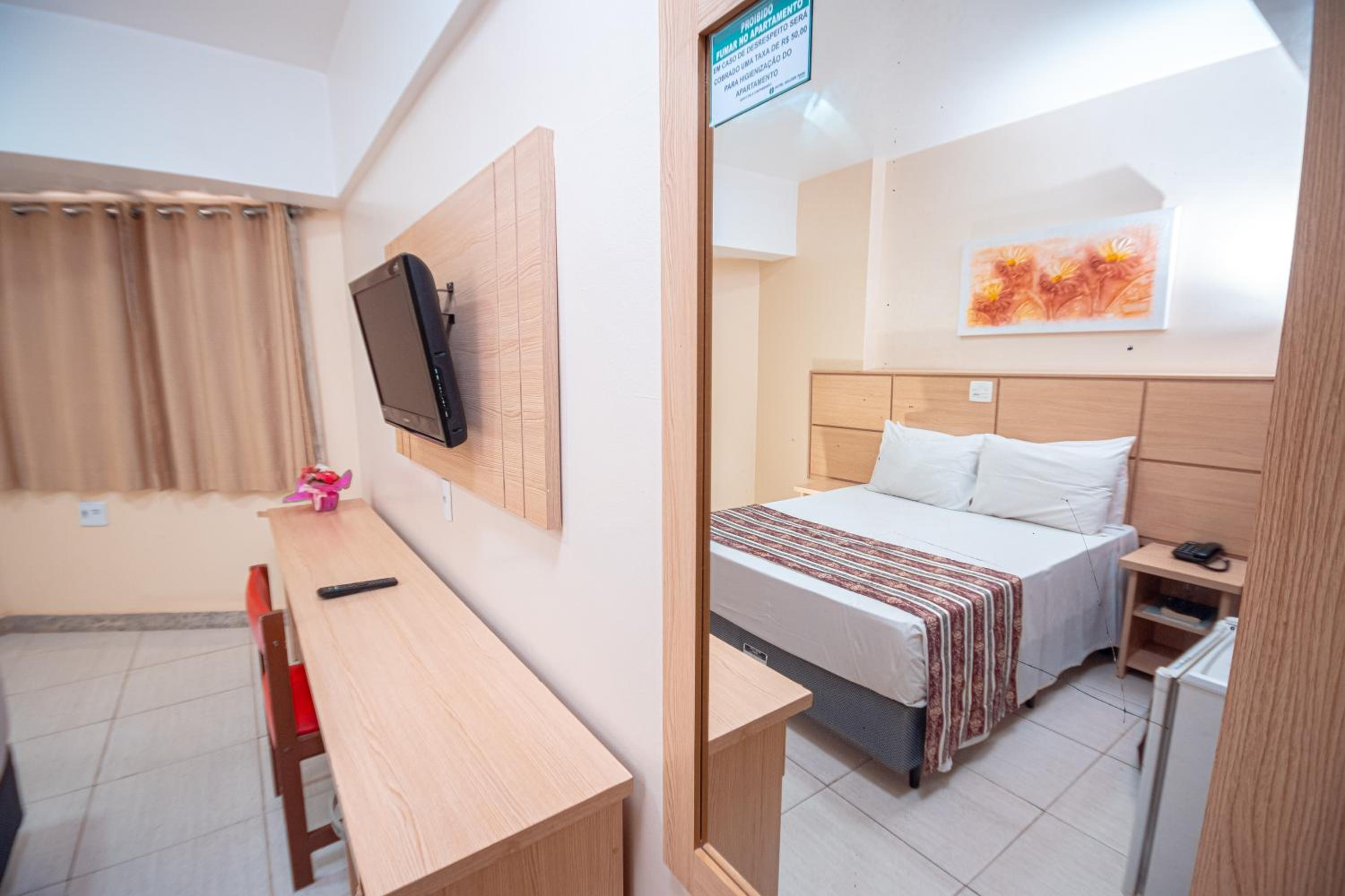 Standard Double Room - Photo 2