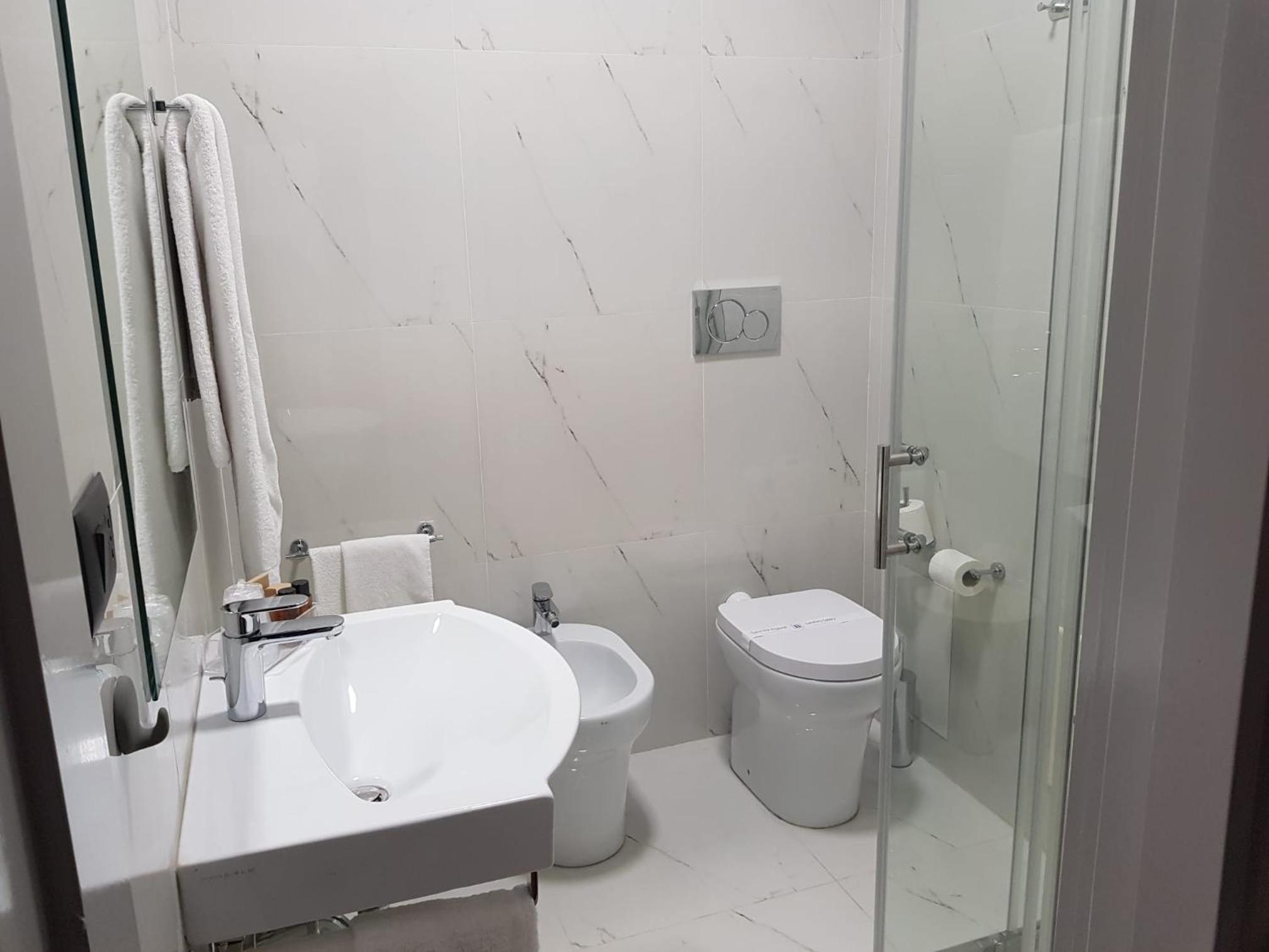 Superior Double Room - Photo 13