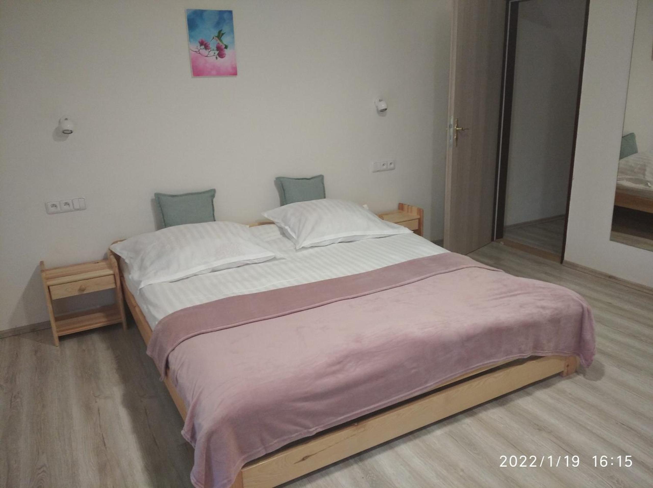 Double Room with Private Bathroom photo 1