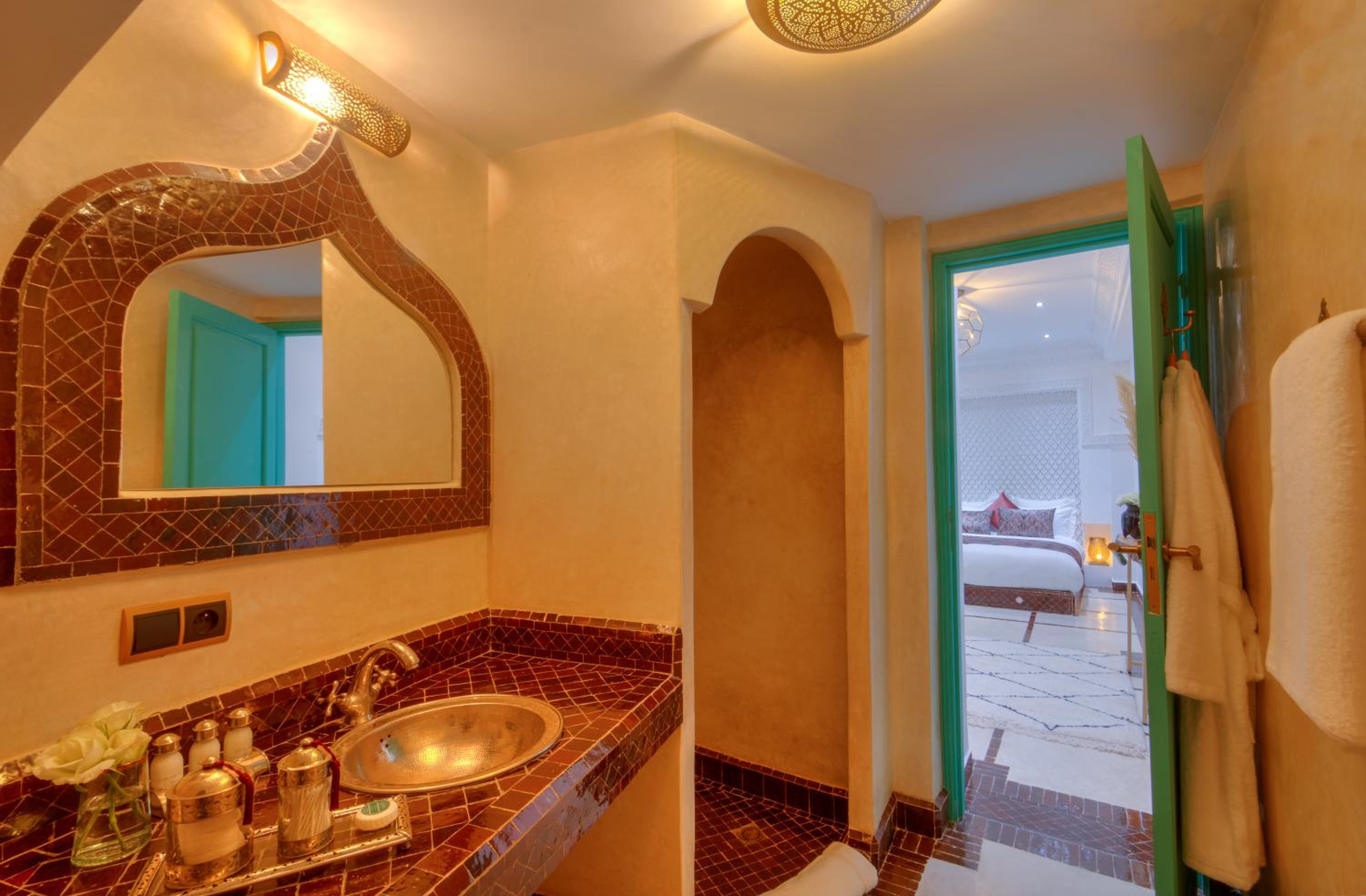 Double Room - Photo 5