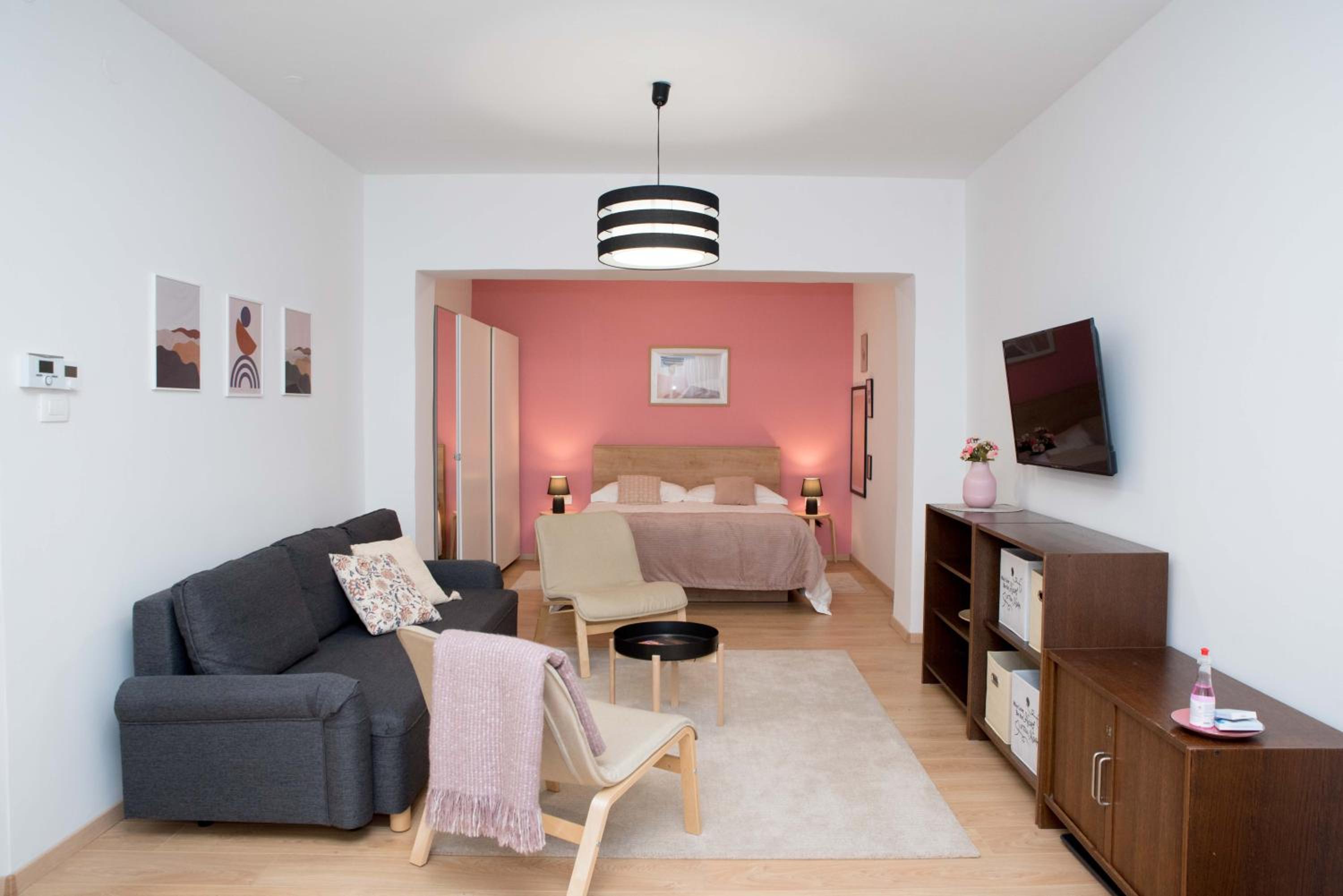 Large Double Room photo 1