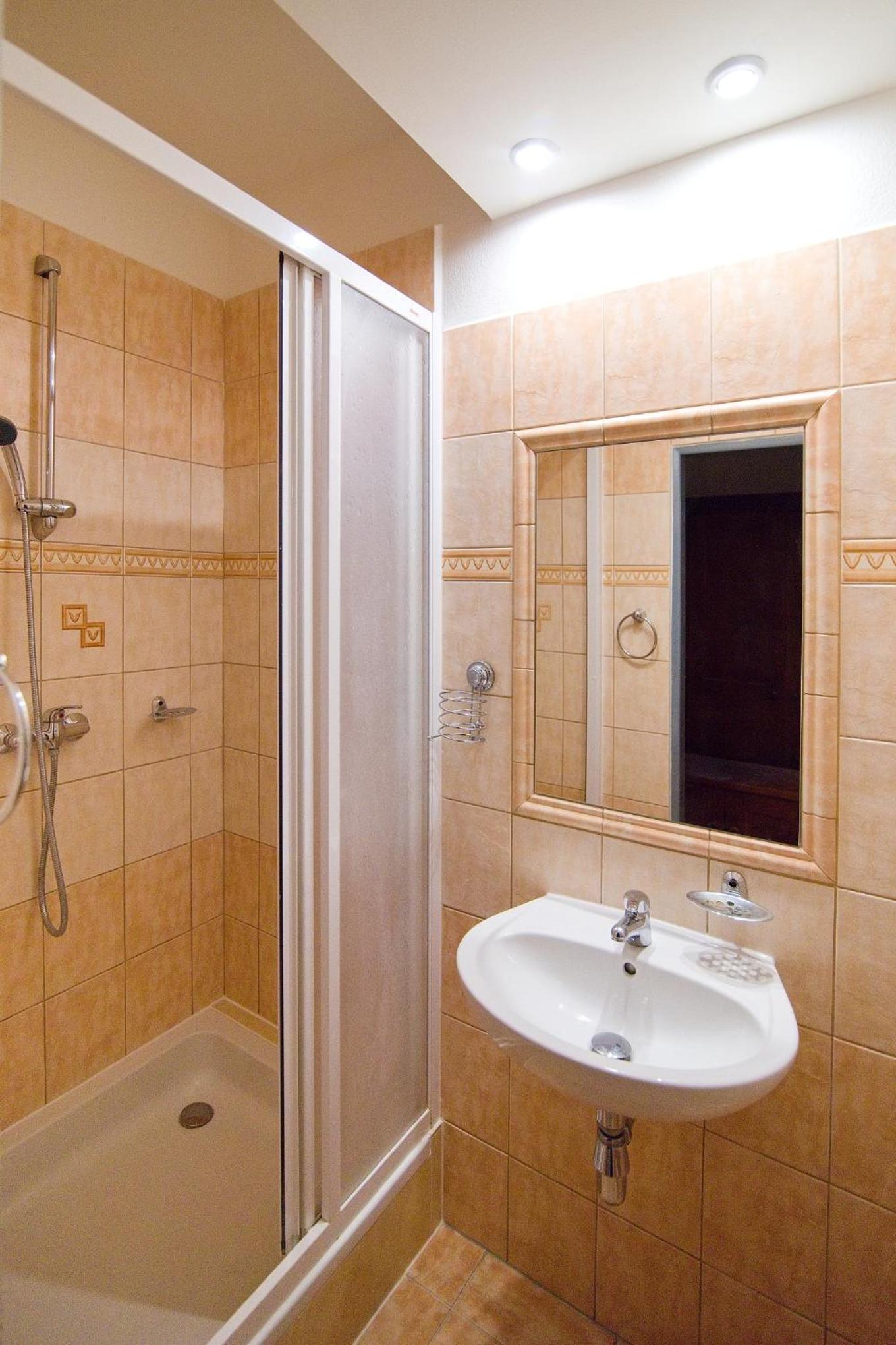 Superior Double Room - Photo 11