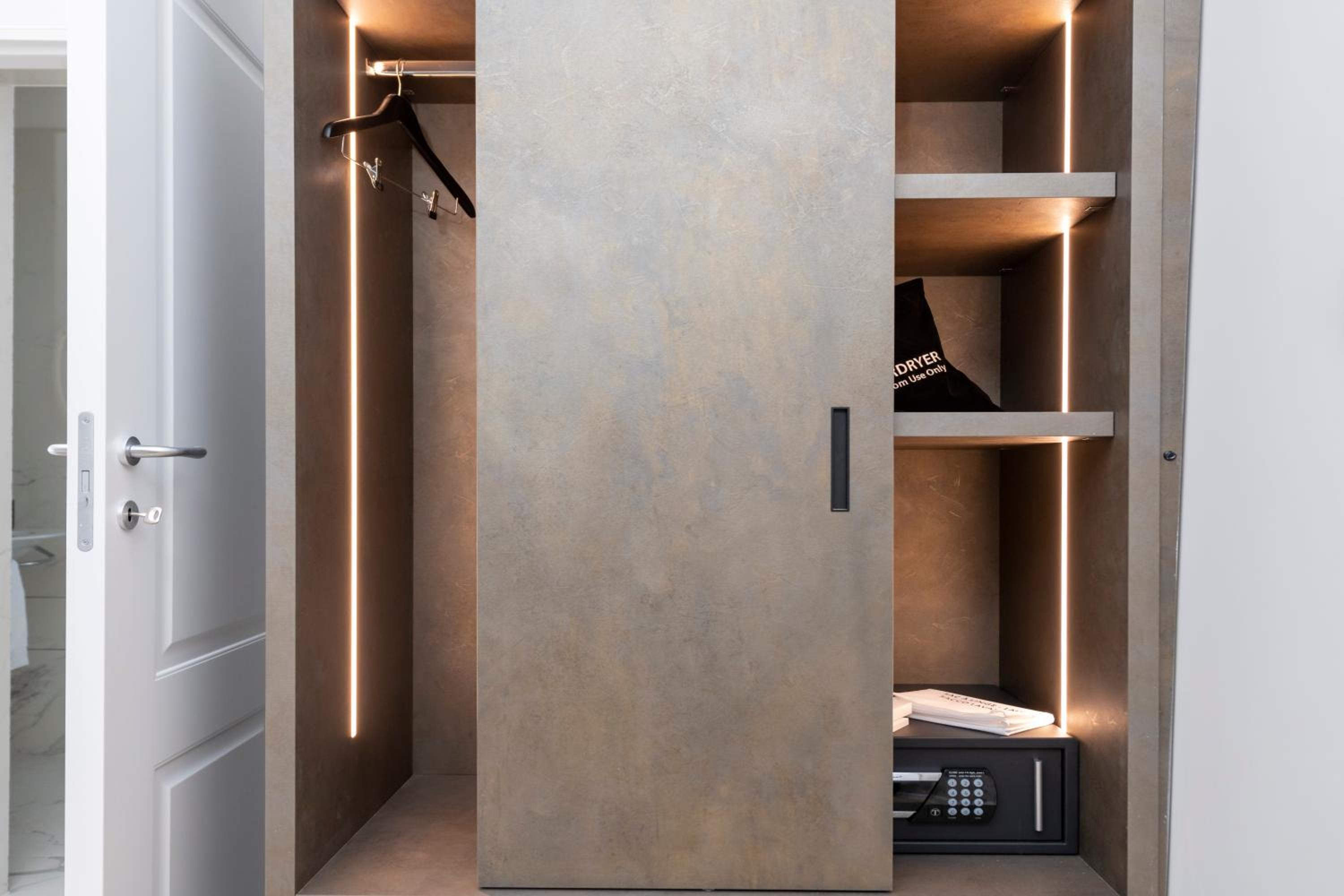 Superior Triple Room