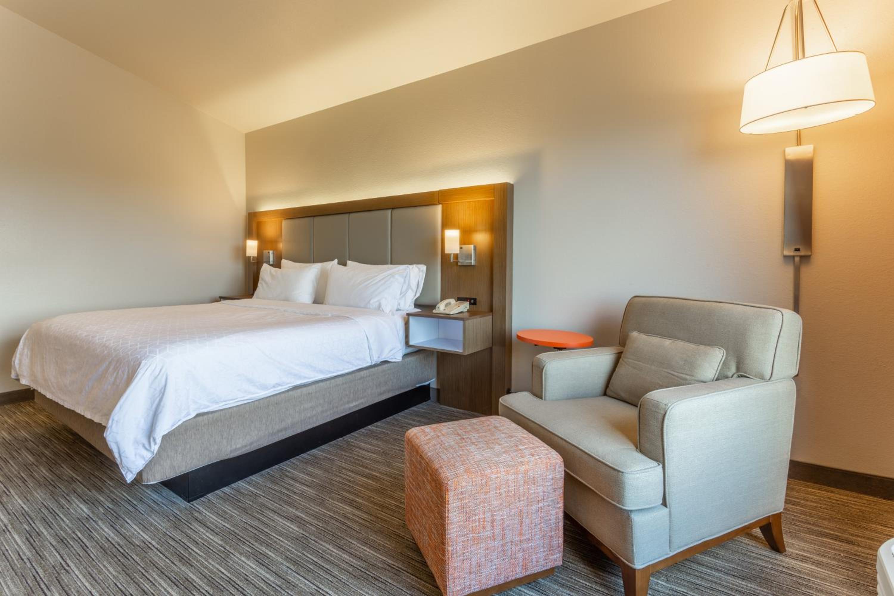King Room - Disability Access - Photo 14